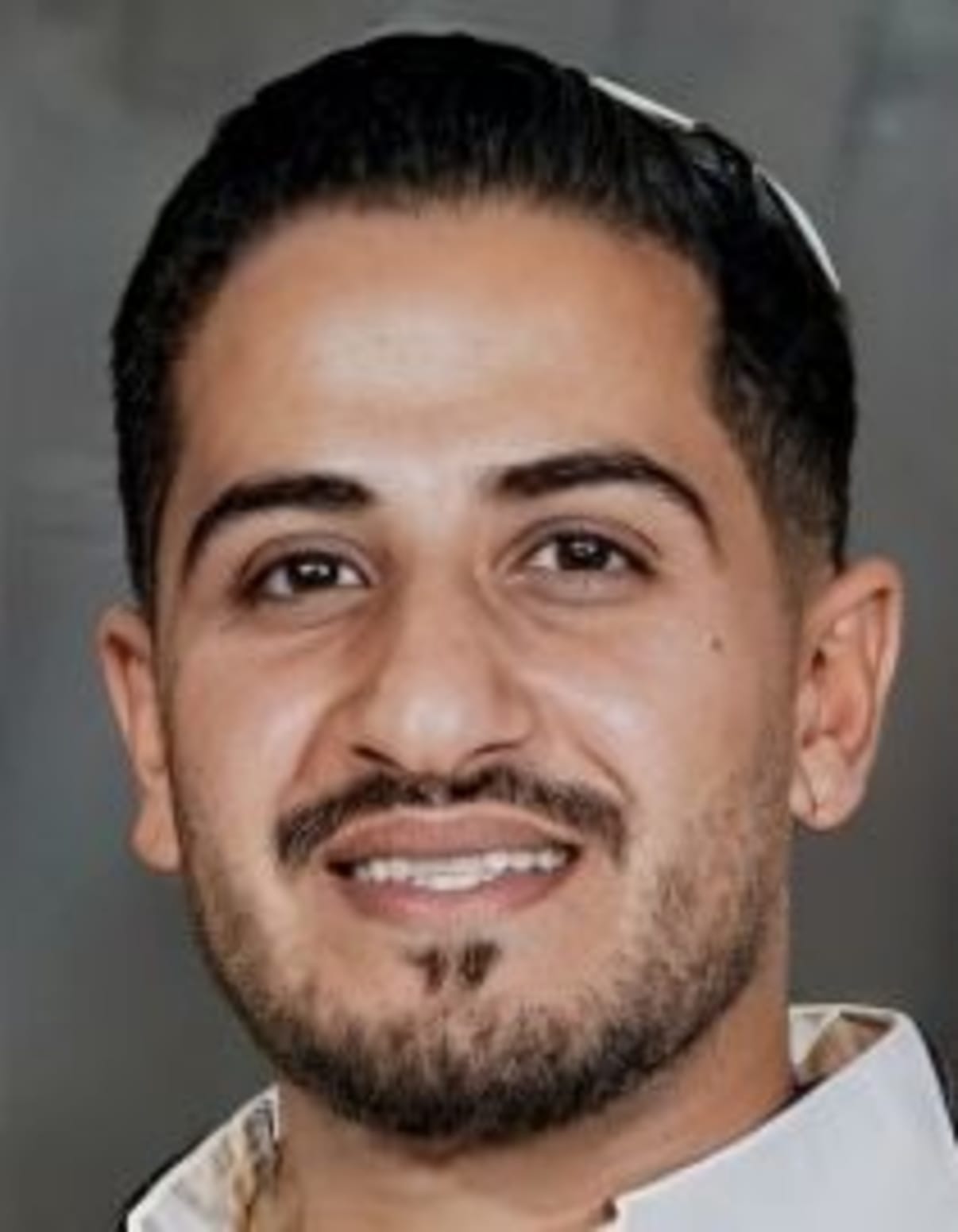 תמונת פורטרט של בעל המקצוע