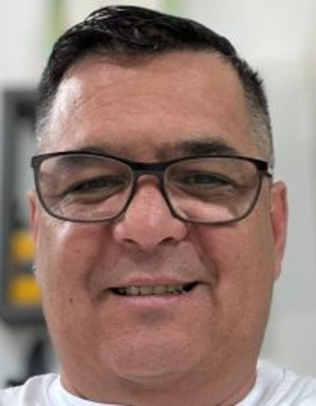 תמונת פורטרט של בעל המקצוע