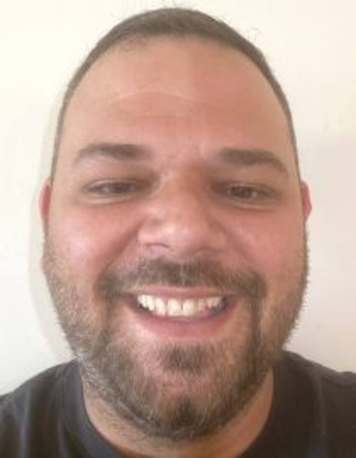 תמונת פורטרט של בעל המקצוע