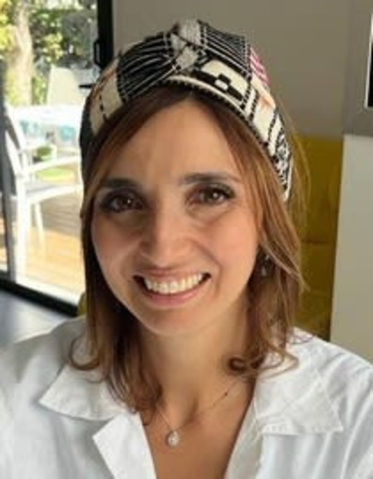 תמונת פורטרט של בעל המקצוע