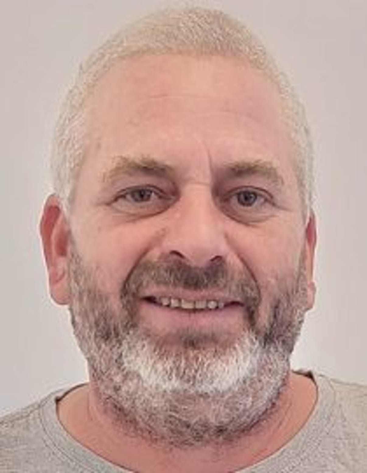 תמונת פורטרט של בעל המקצוע