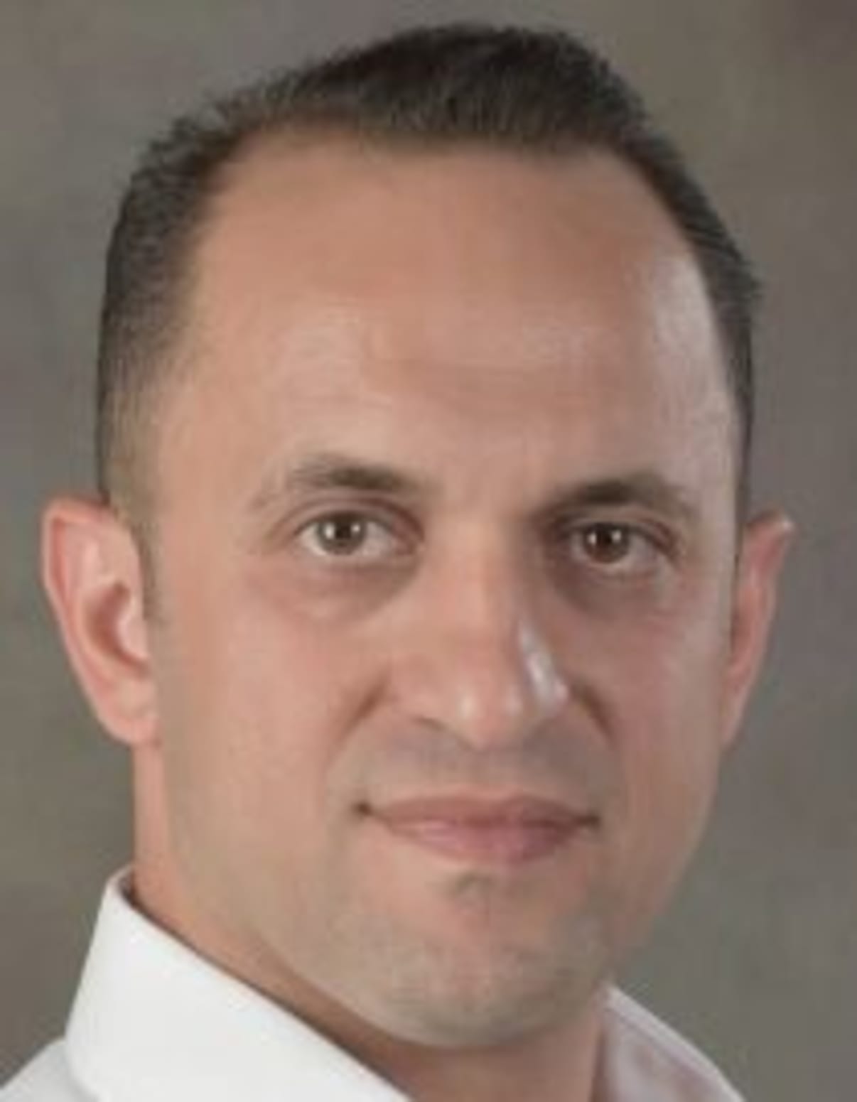 תמונת פורטרט של בעל המקצוע