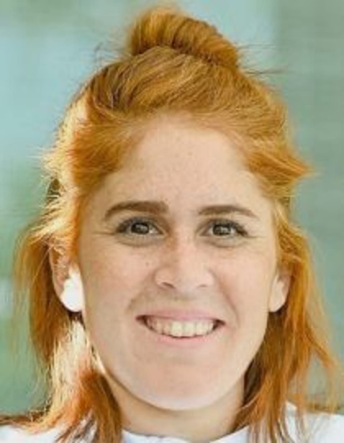 תמונת פורטרט של בעל המקצוע