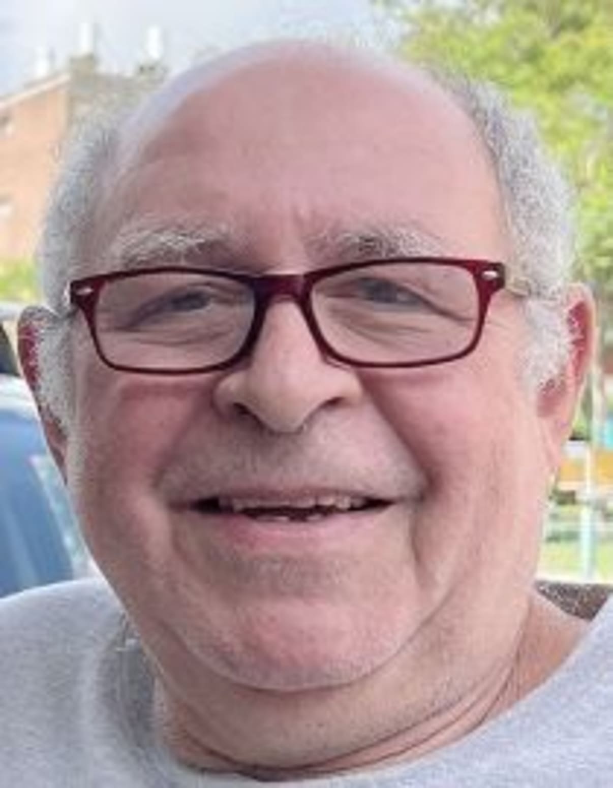 תמונת פורטרט של בעל המקצוע