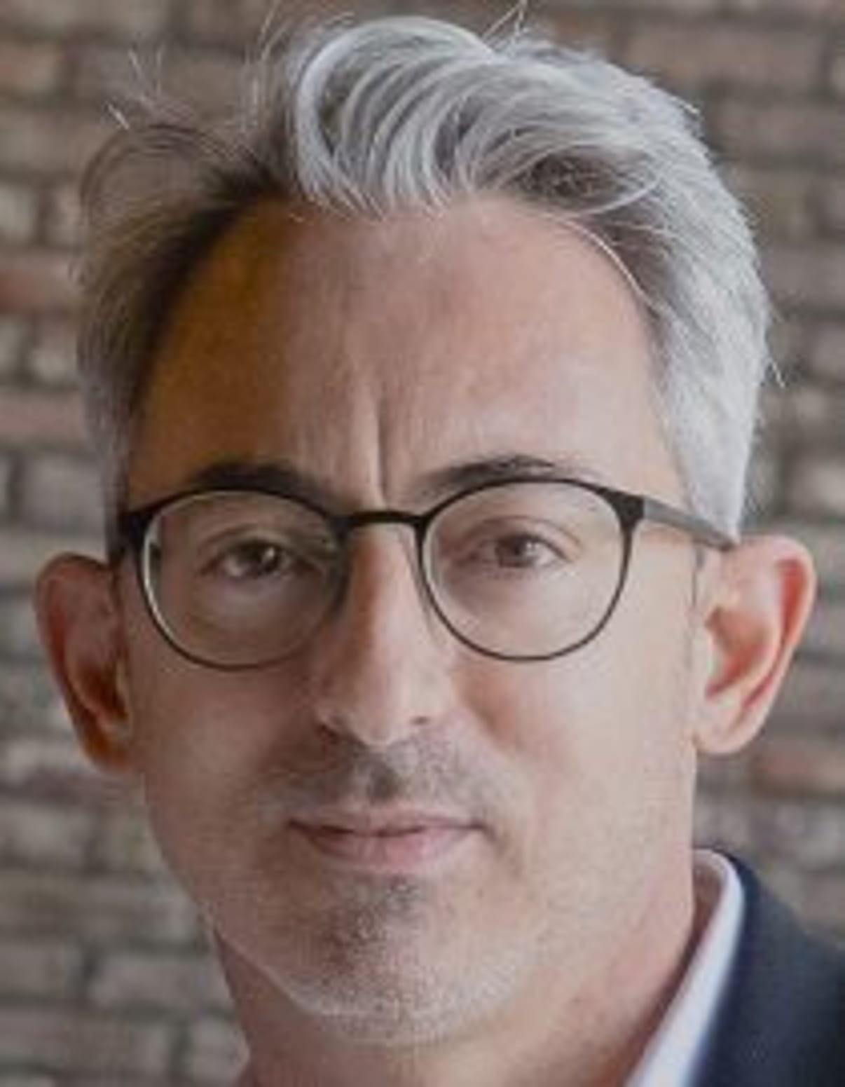 תמונת פורטרט של בעל המקצוע