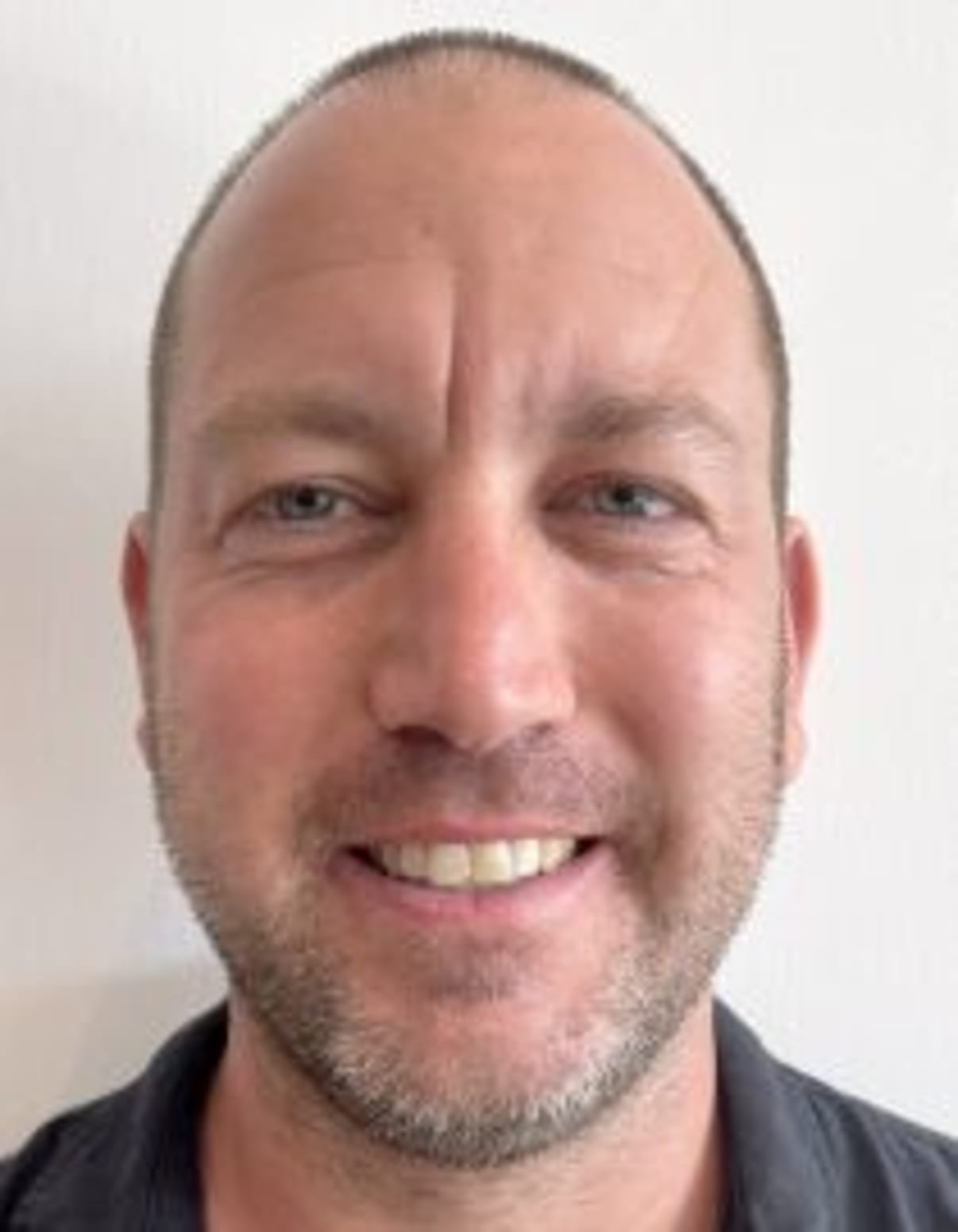 תמונת פורטרט של בעל המקצוע תמונת פורטרט של בעל המקצוע