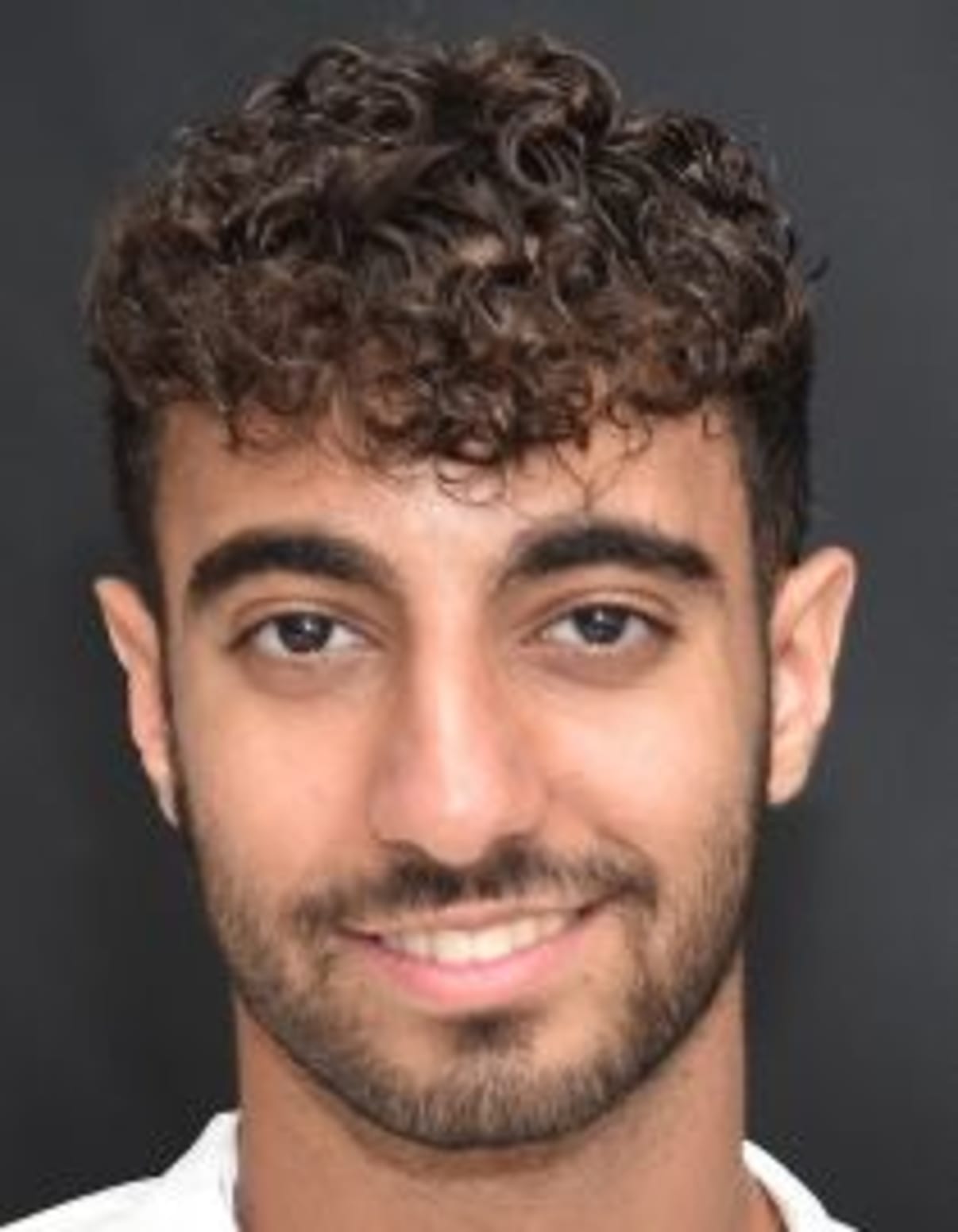 תמונת פורטרט של בעל המקצוע