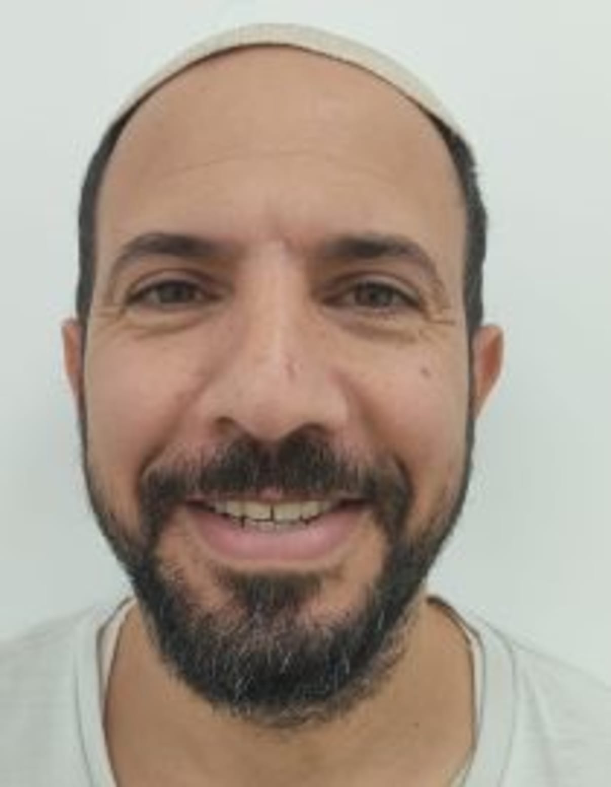 תמונת פורטרט של בעל המקצוע