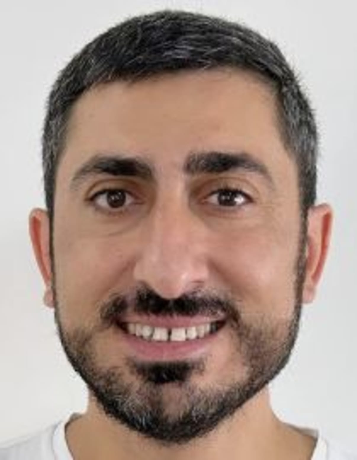 תמונת פורטרט של בעל המקצוע