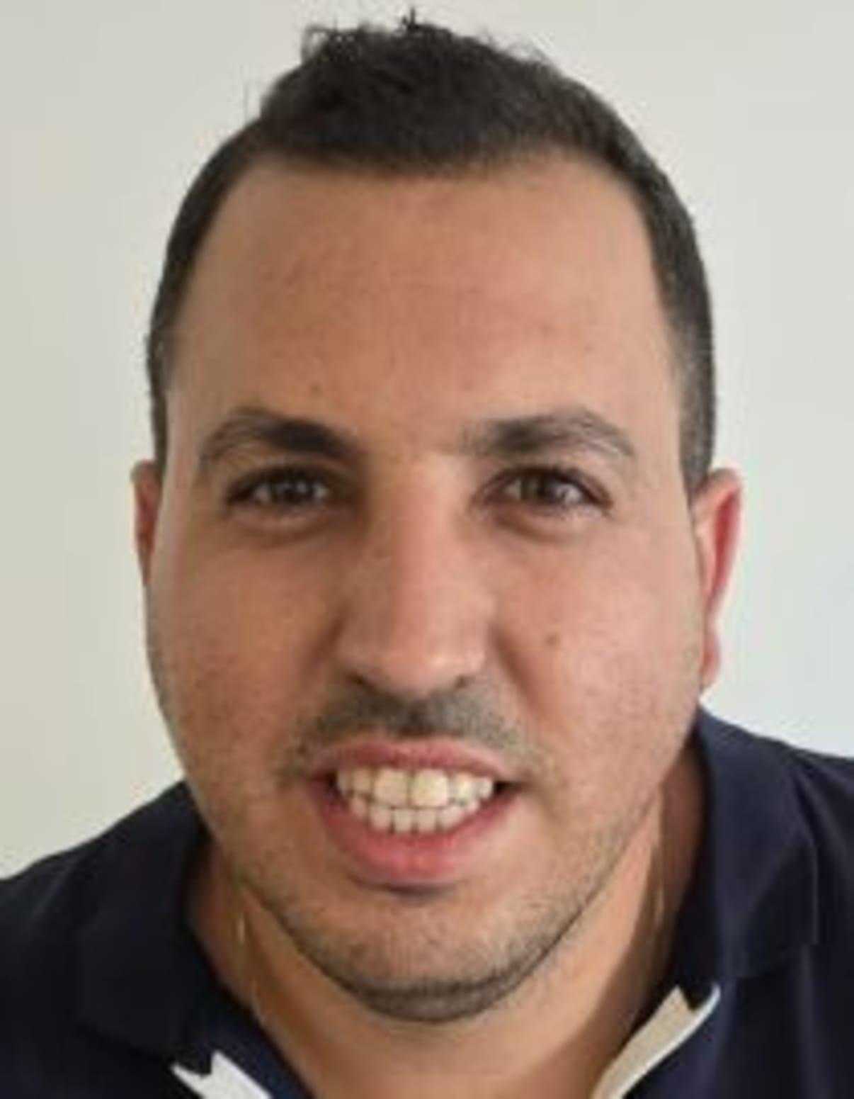 תמונת פורטרט של בעל המקצוע