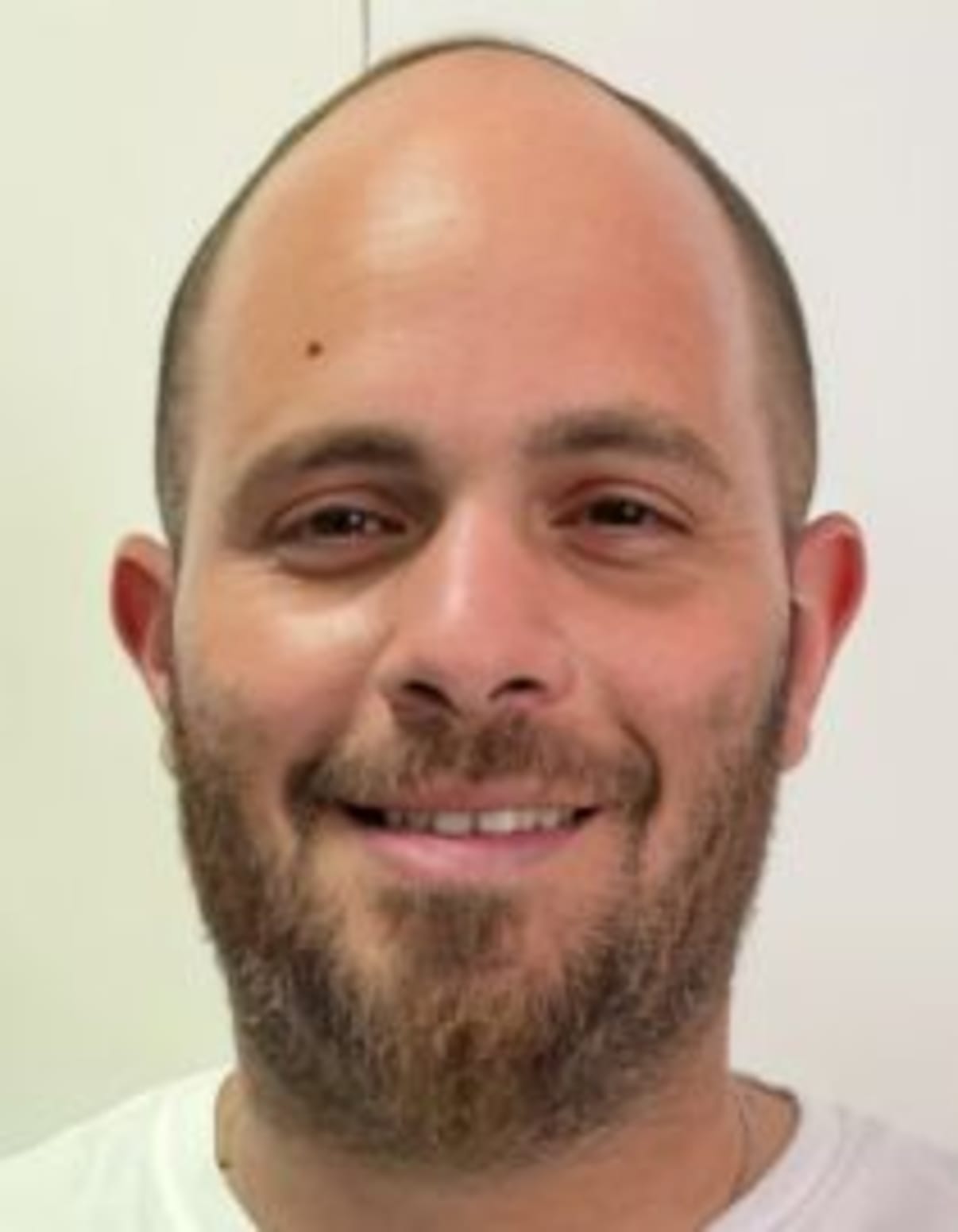 תמונת פורטרט של בעל המקצוע