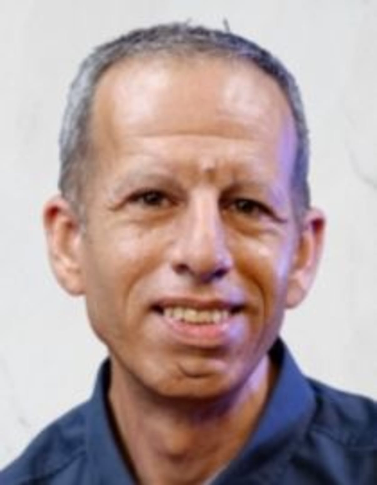 תמונת פורטרט של בעל המקצוע