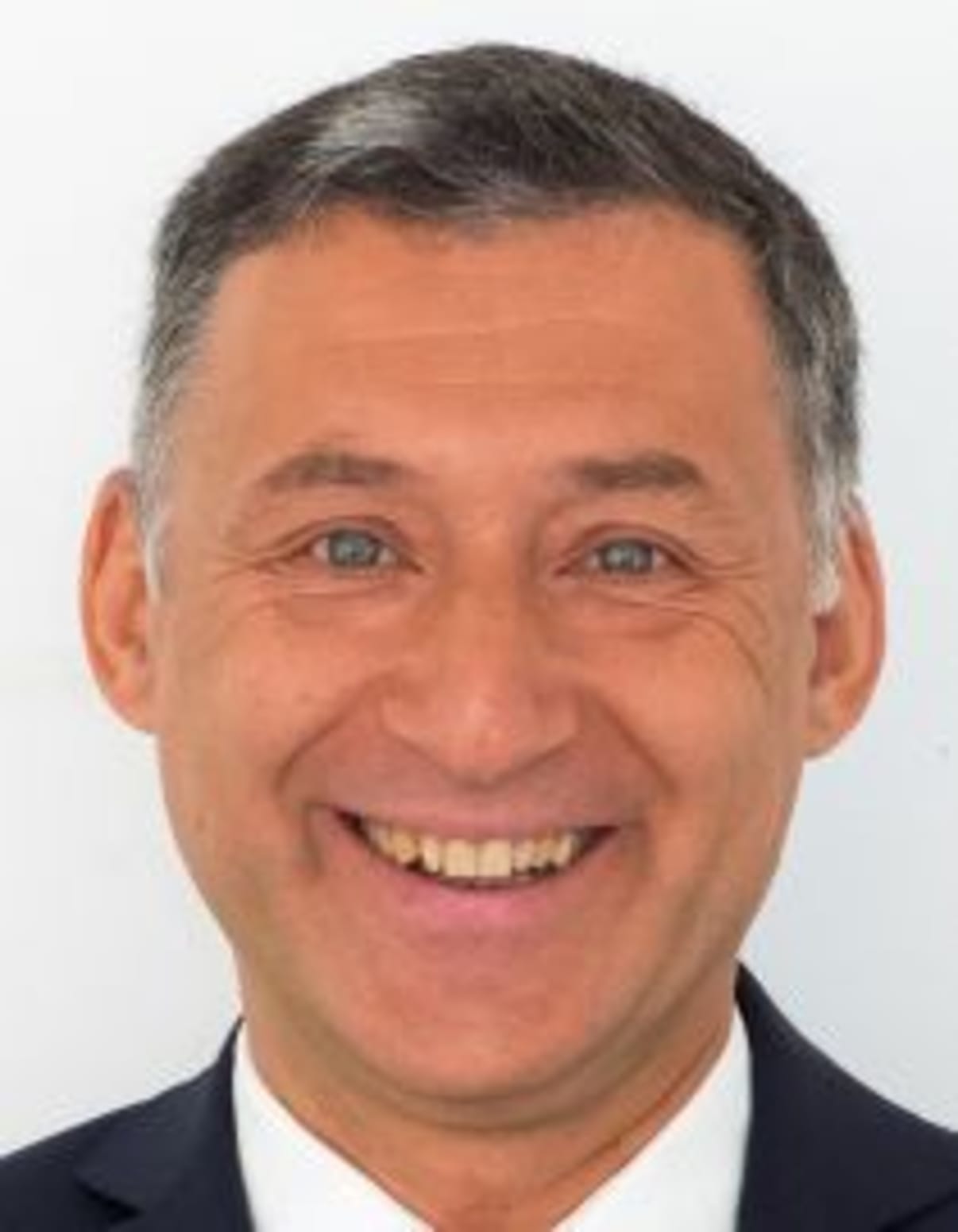 תמונת פורטרט של בעל המקצוע