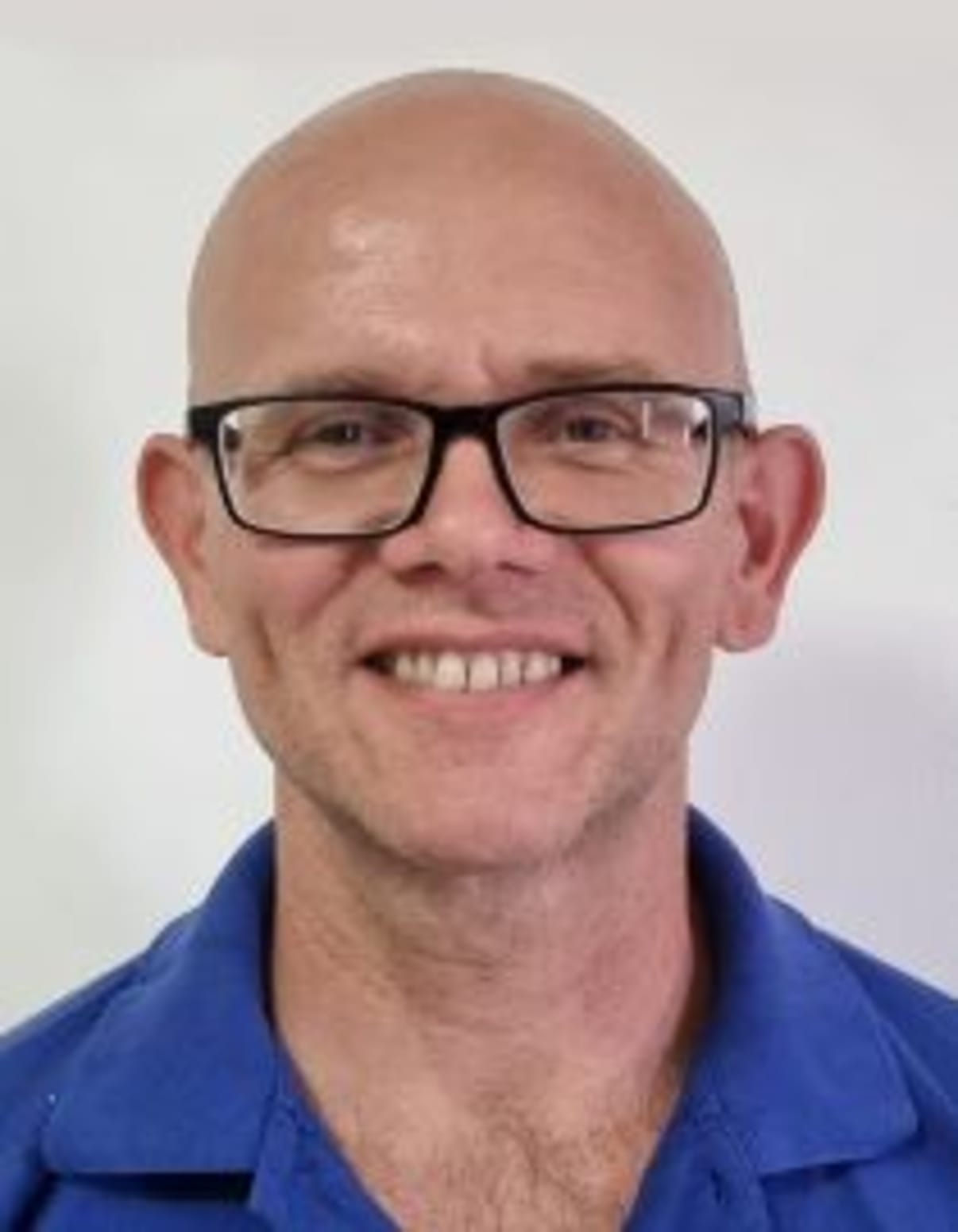 תמונת פורטרט של בעל המקצוע