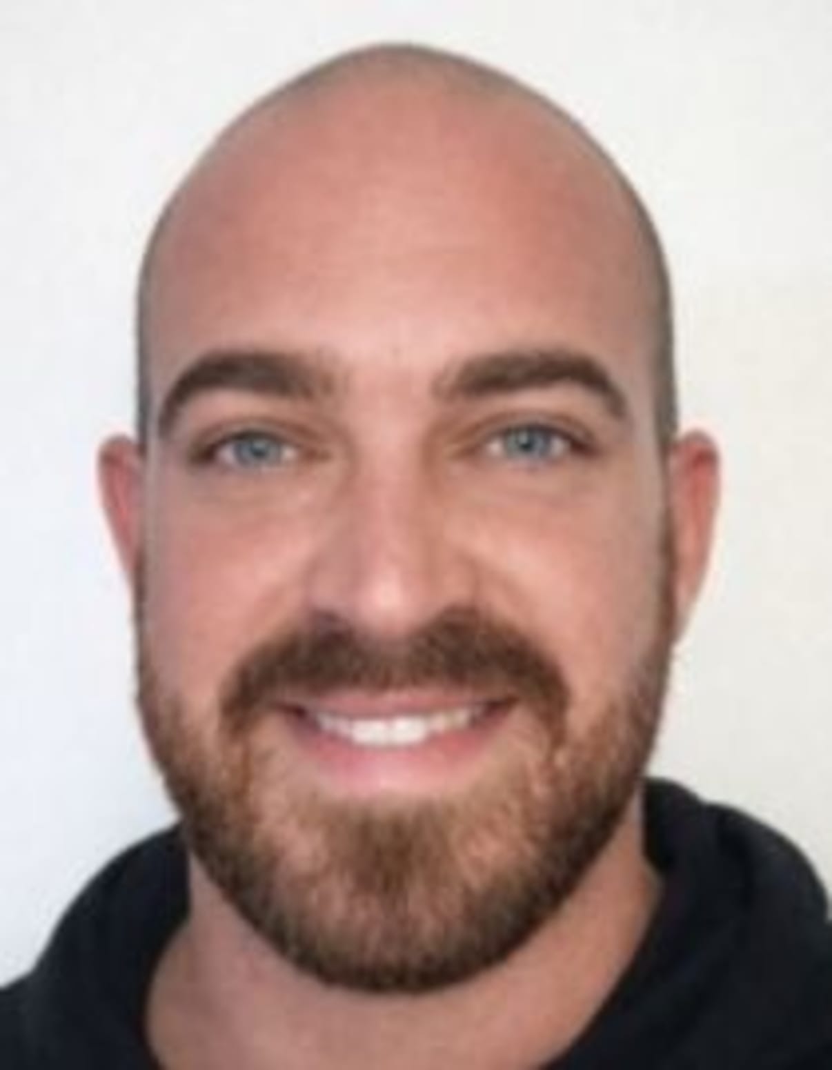 תמונת פורטרט של בעל המקצוע