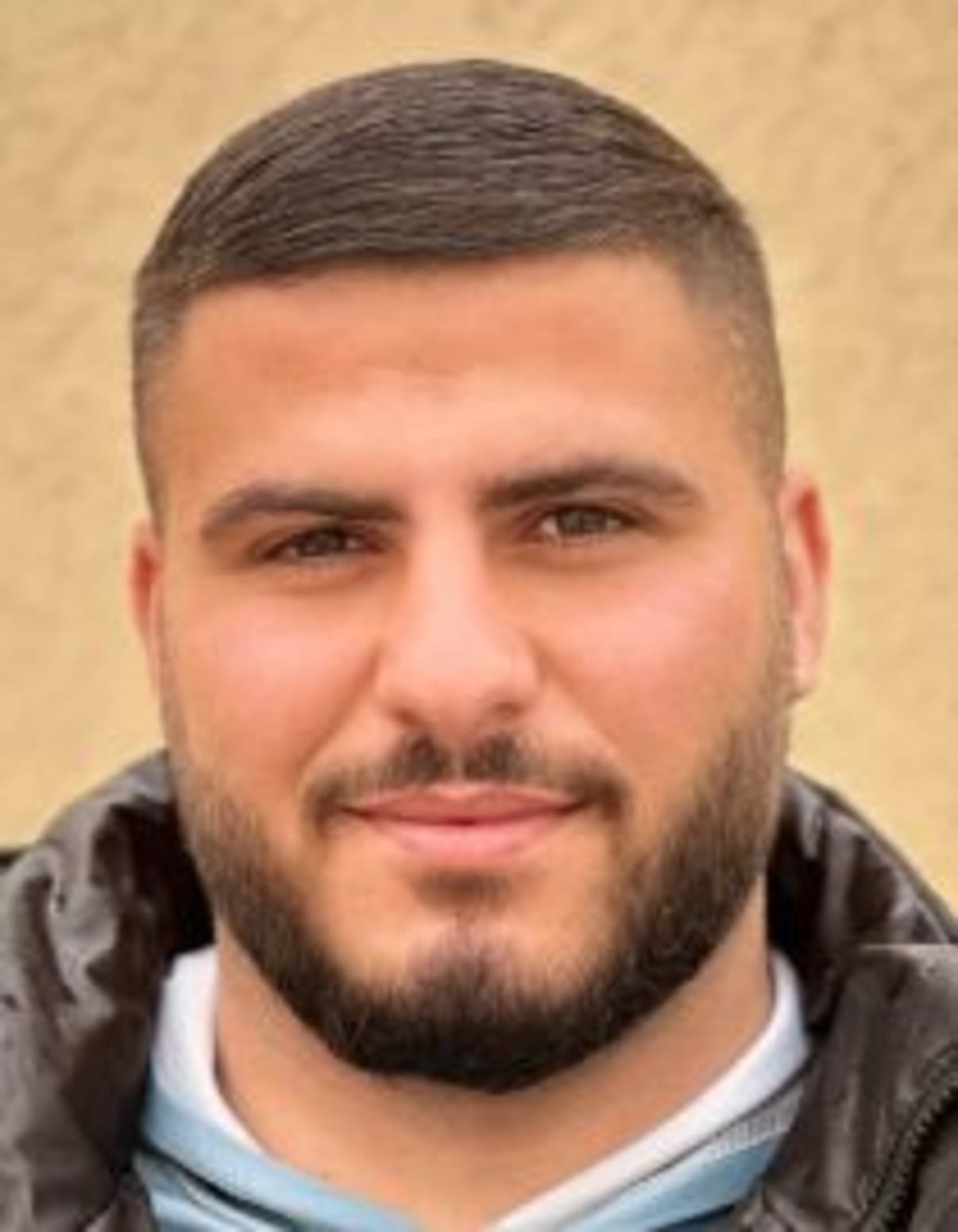 תמונת פורטרט של בעל המקצוע