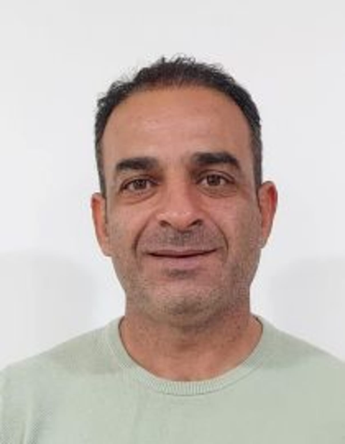 תמונת פורטרט של בעל המקצוע