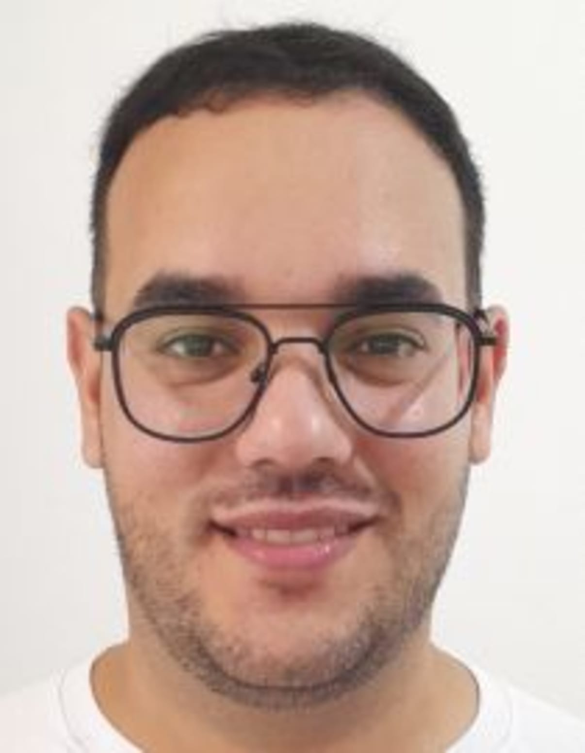 תמונת פורטרט של בעל המקצוע