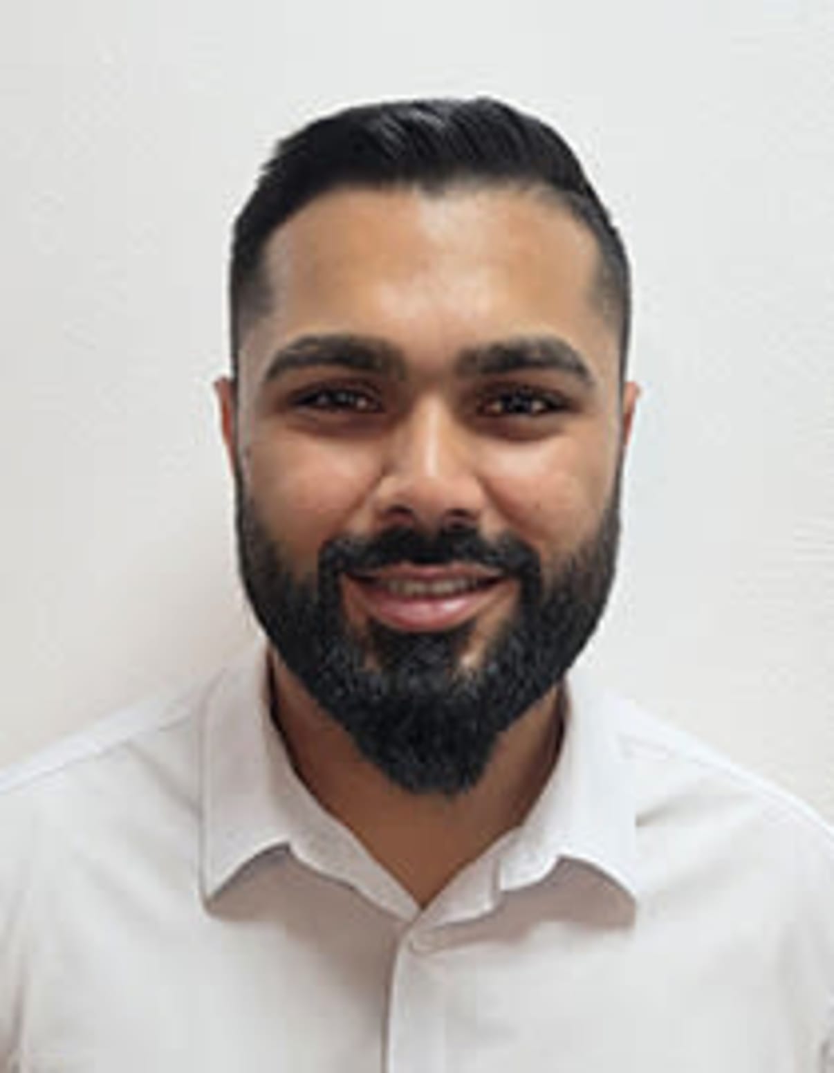 תמונת פורטרט של בעל המקצוע