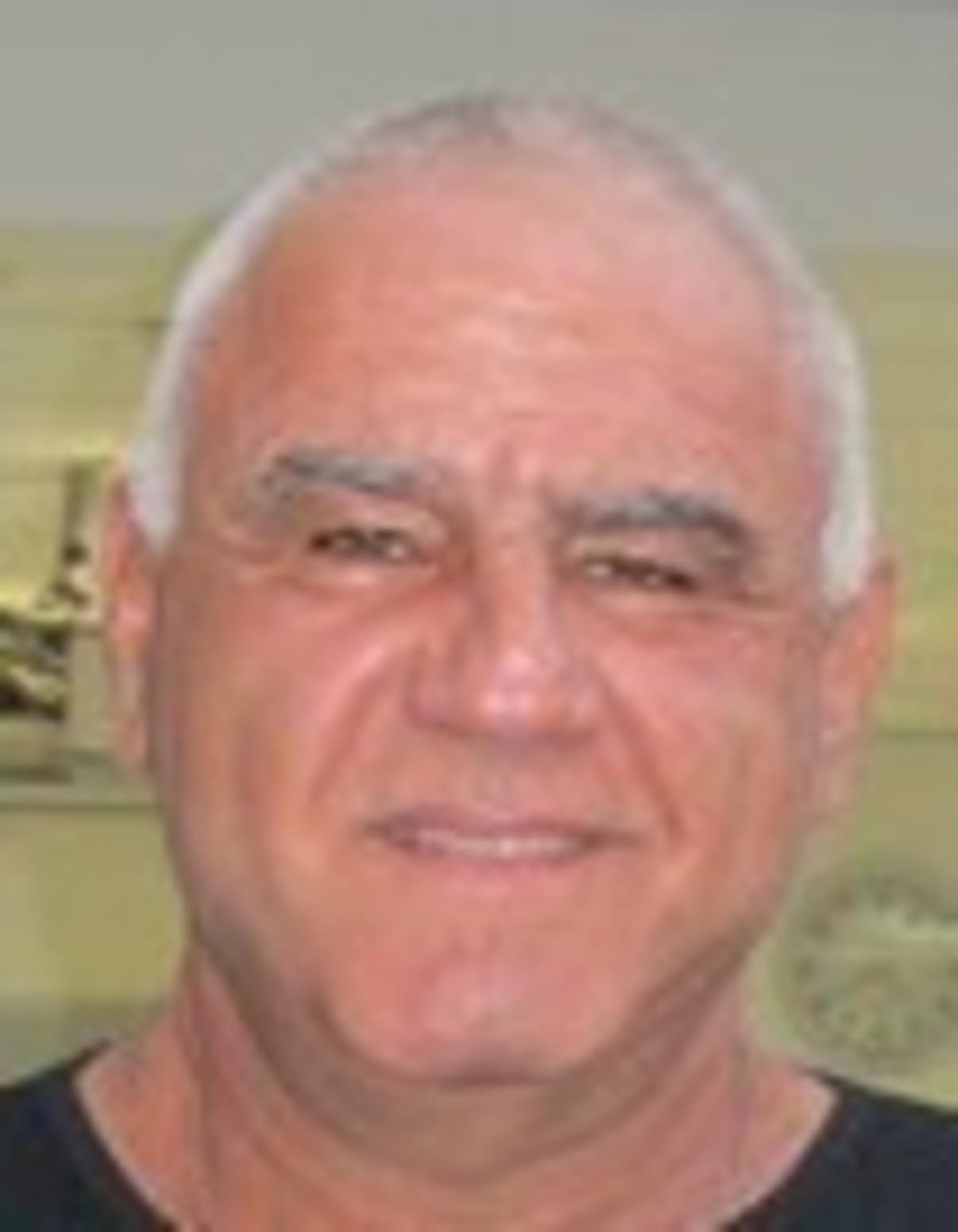 תמונת פורטרט של בעל המקצוע