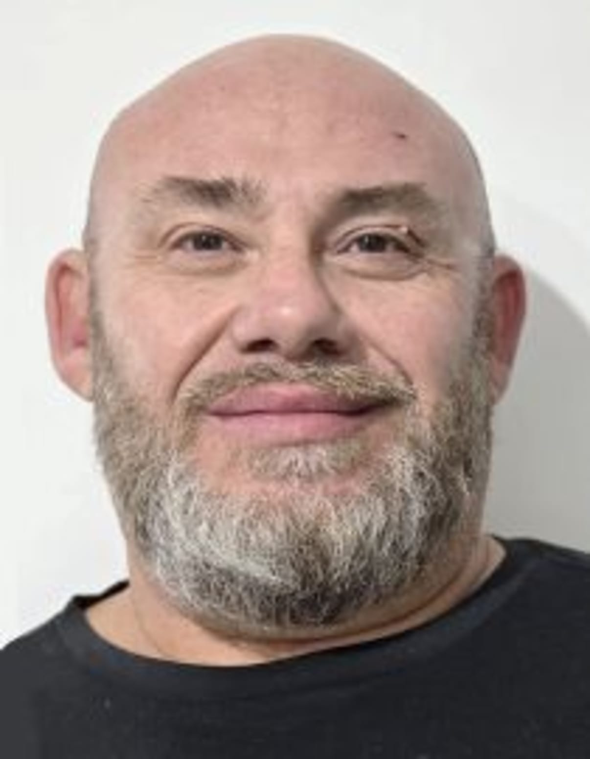 תמונת פורטרט של בעל המקצוע