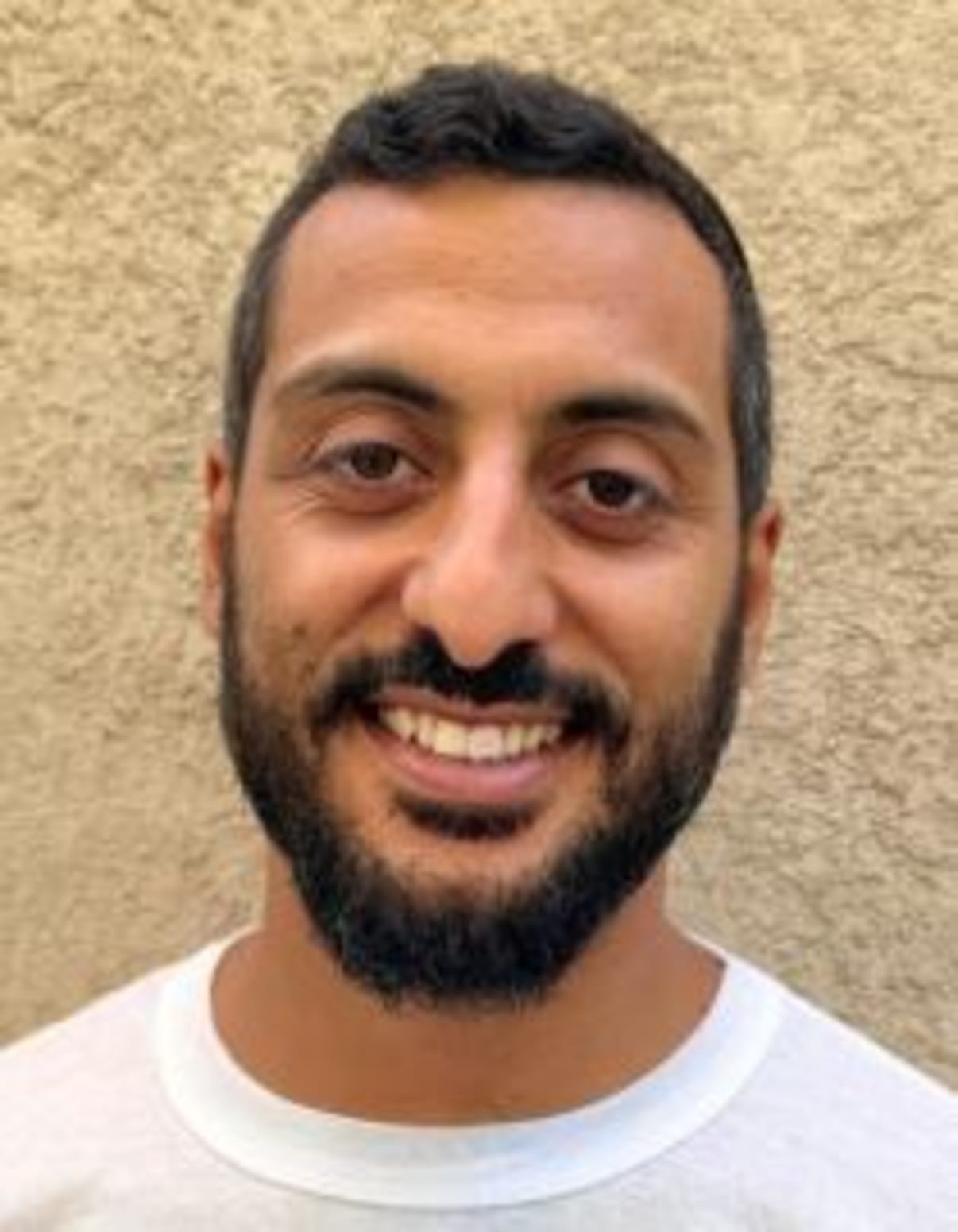 תמונת פורטרט של בעל המקצוע