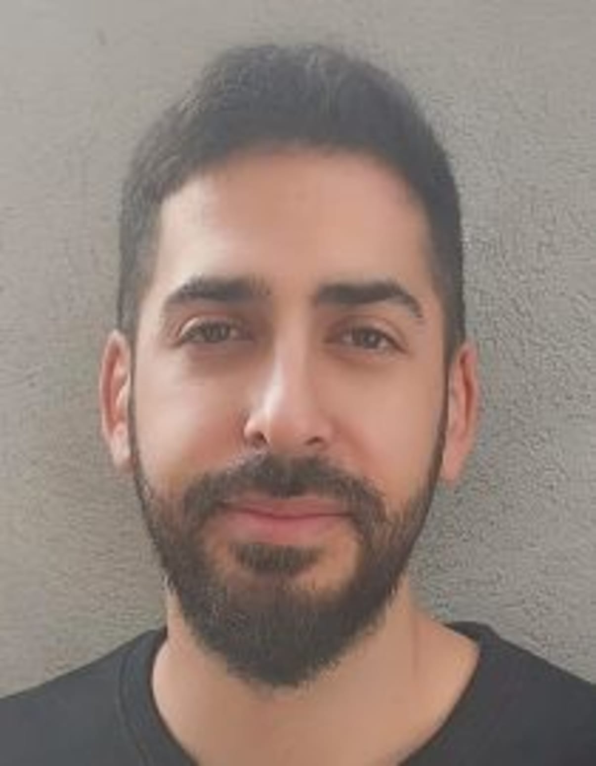 תמונת פורטרט של בעל המקצוע