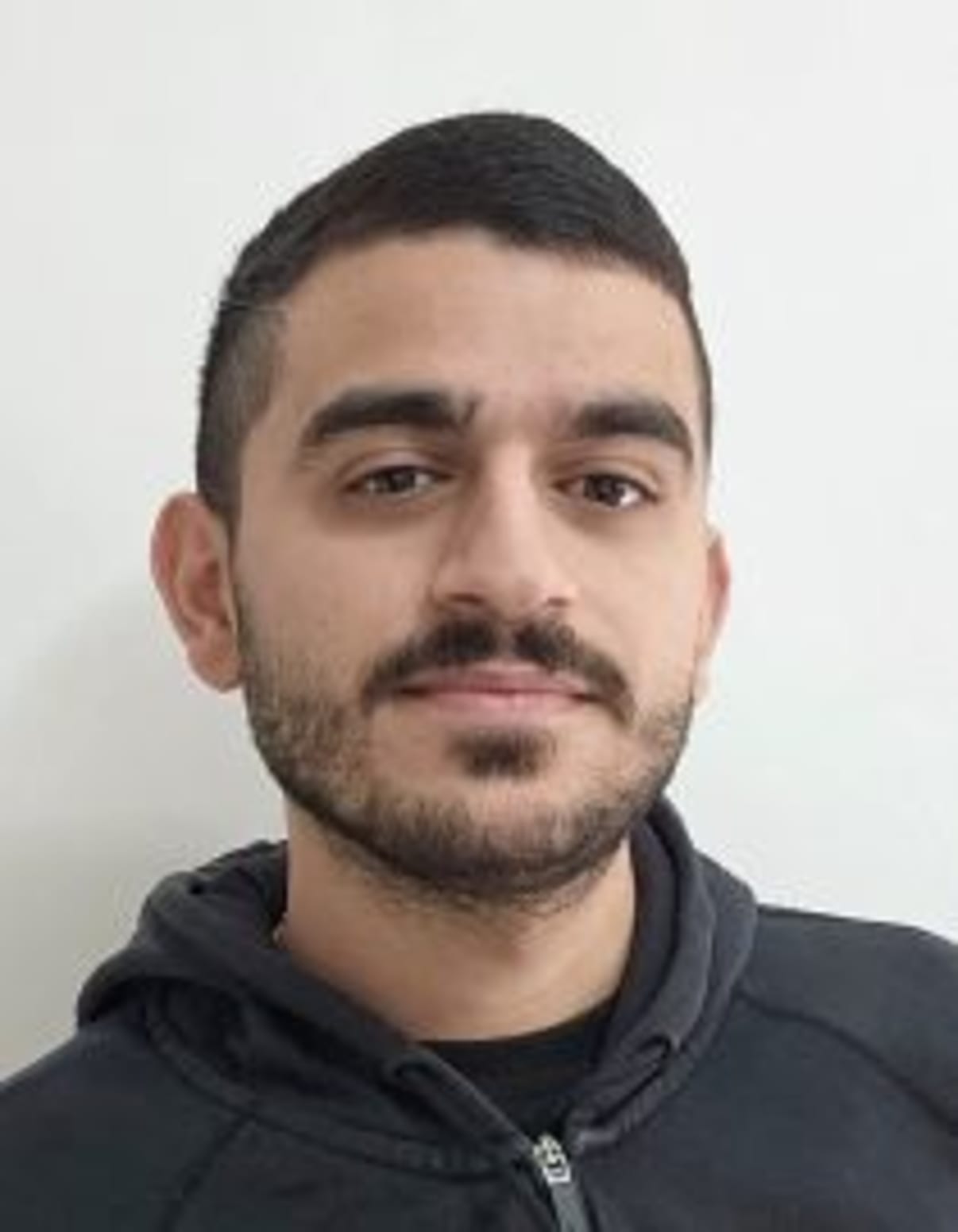 תמונת פורטרט של בעל המקצוע