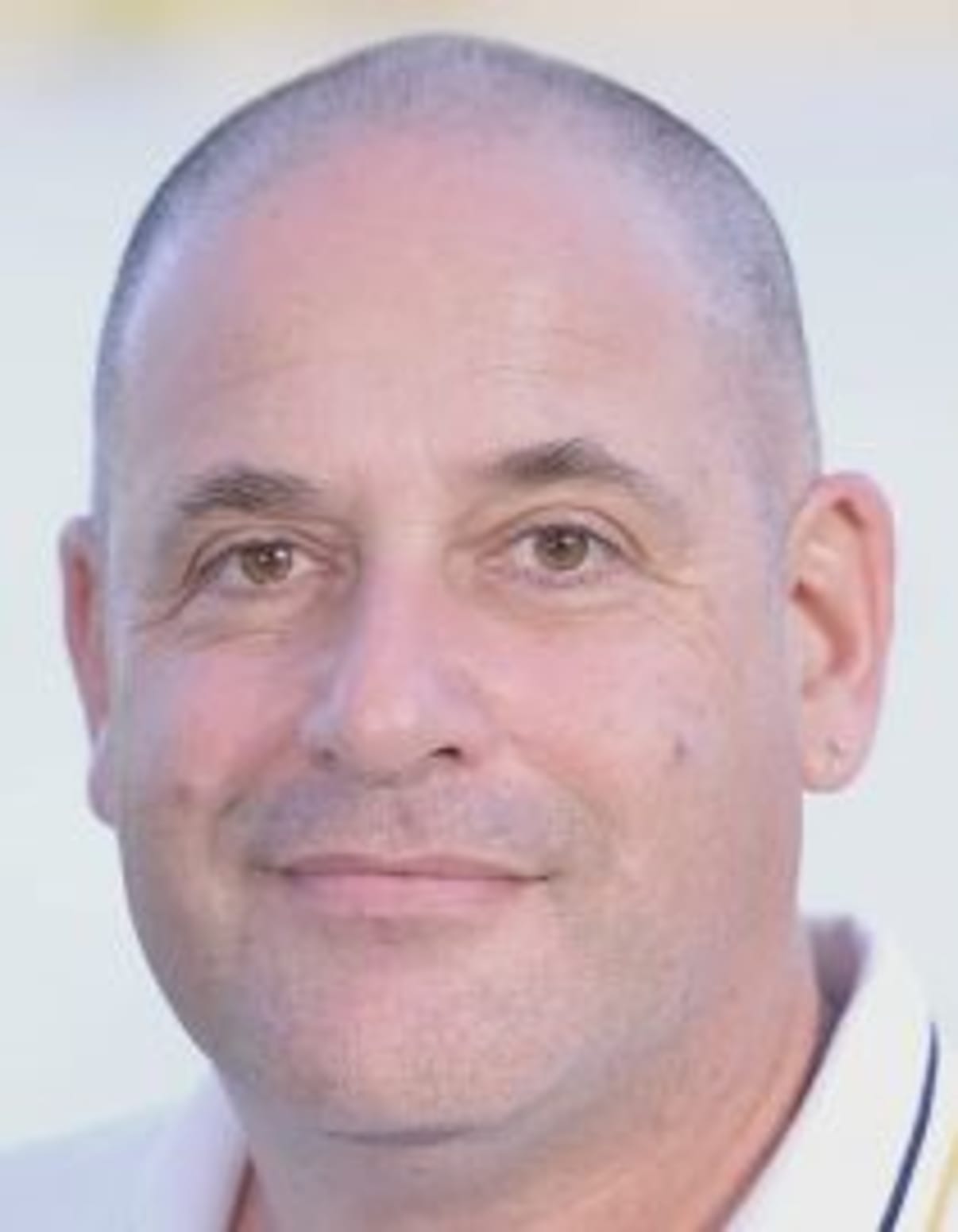 תמונת פורטרט של בעל המקצוע