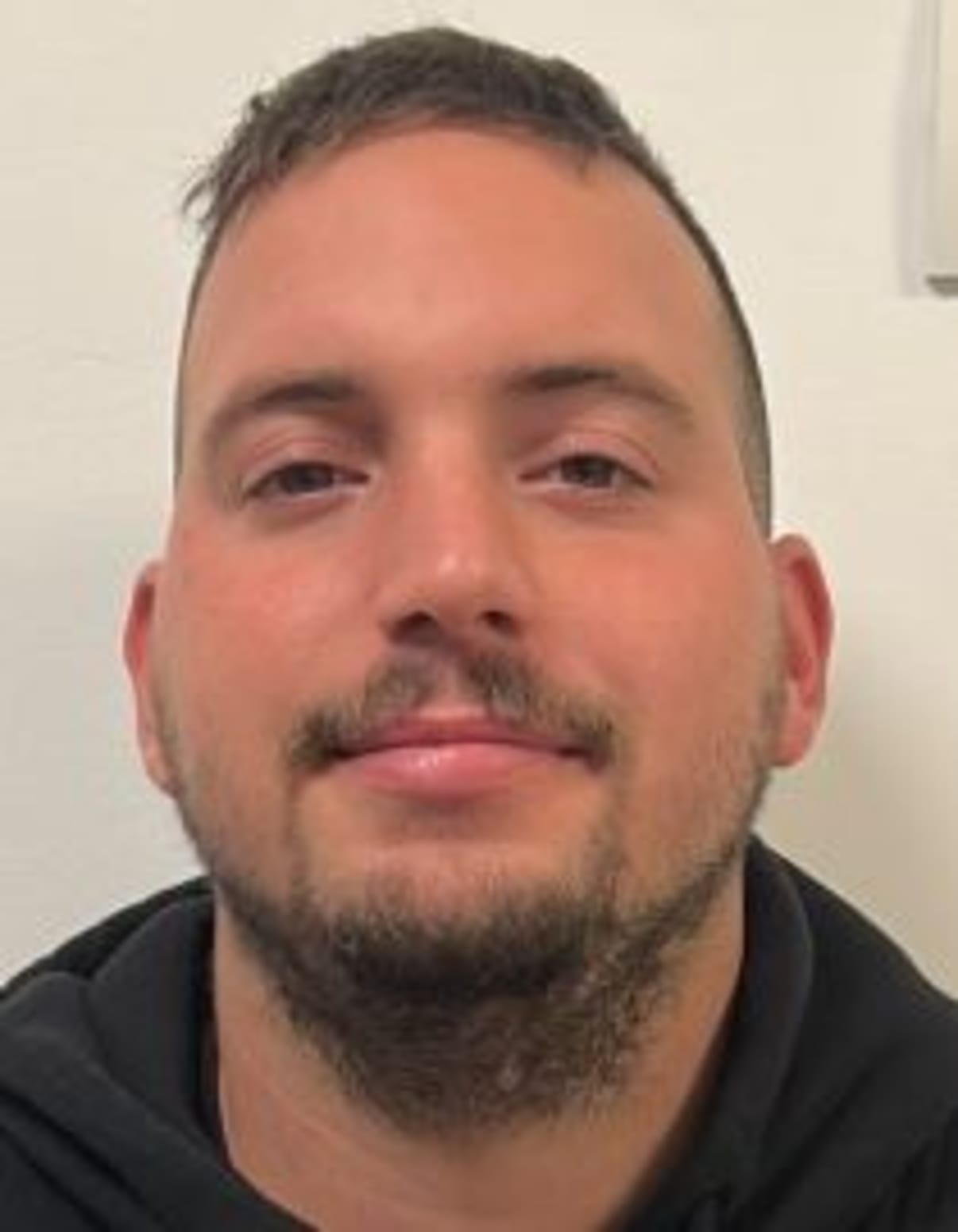 תמונת פורטרט של בעל המקצוע