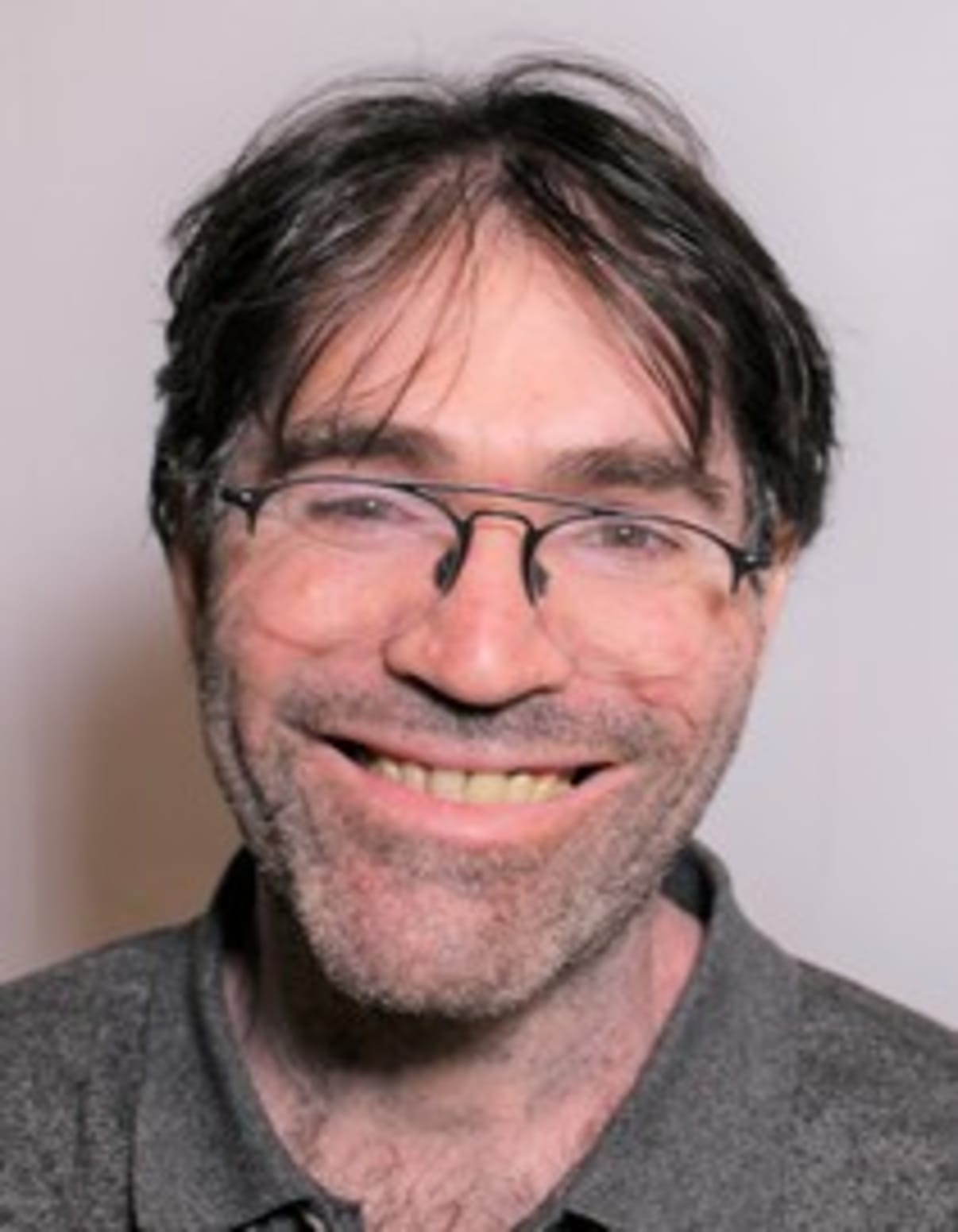 תמונת פורטרט של בעל המקצוע