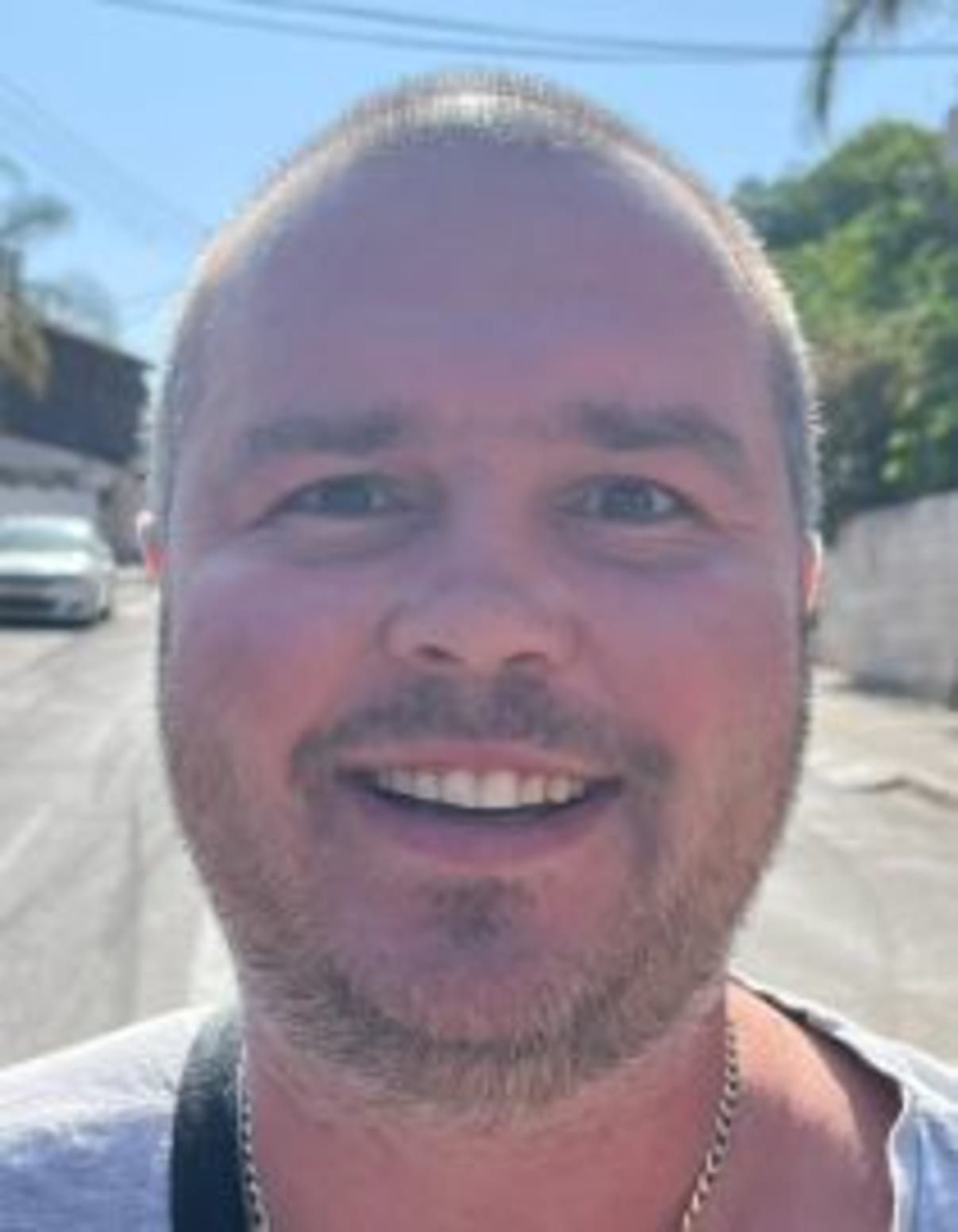 תמונת פורטרט של בעל המקצוע