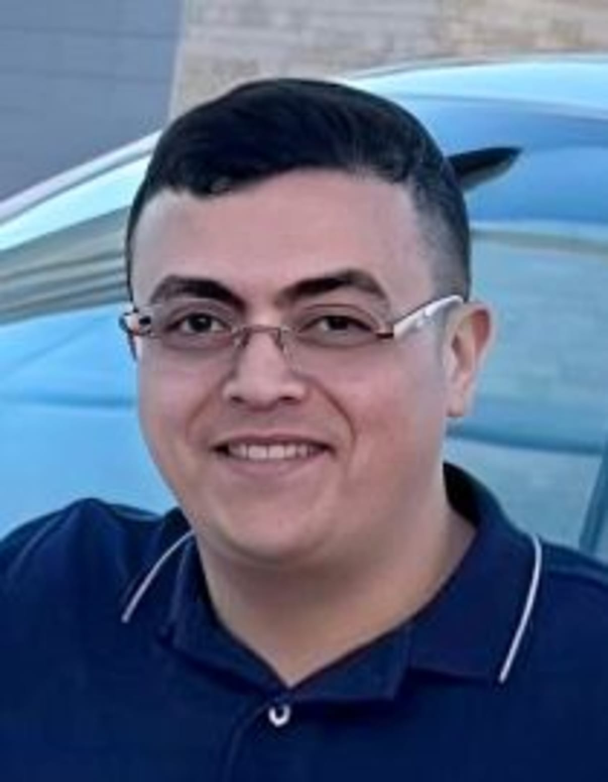 תמונת פורטרט של בעל המקצוע