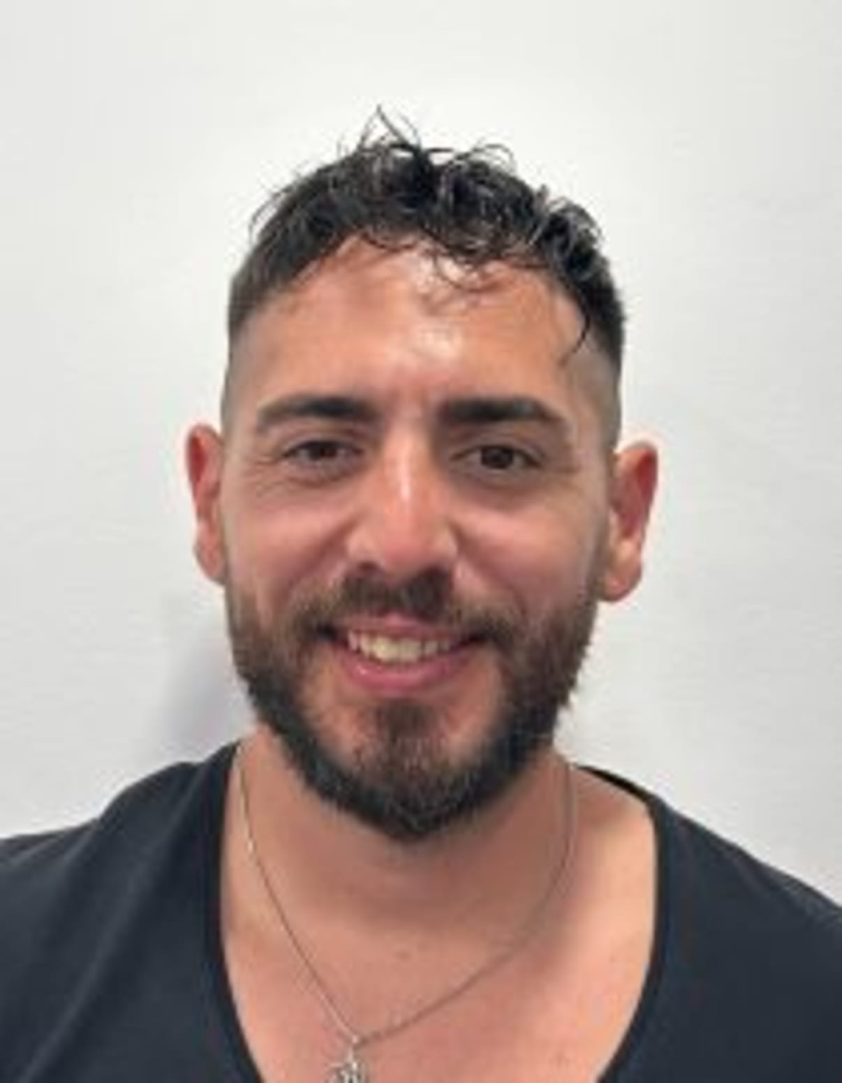 תמונת פורטרט של בעל המקצוע