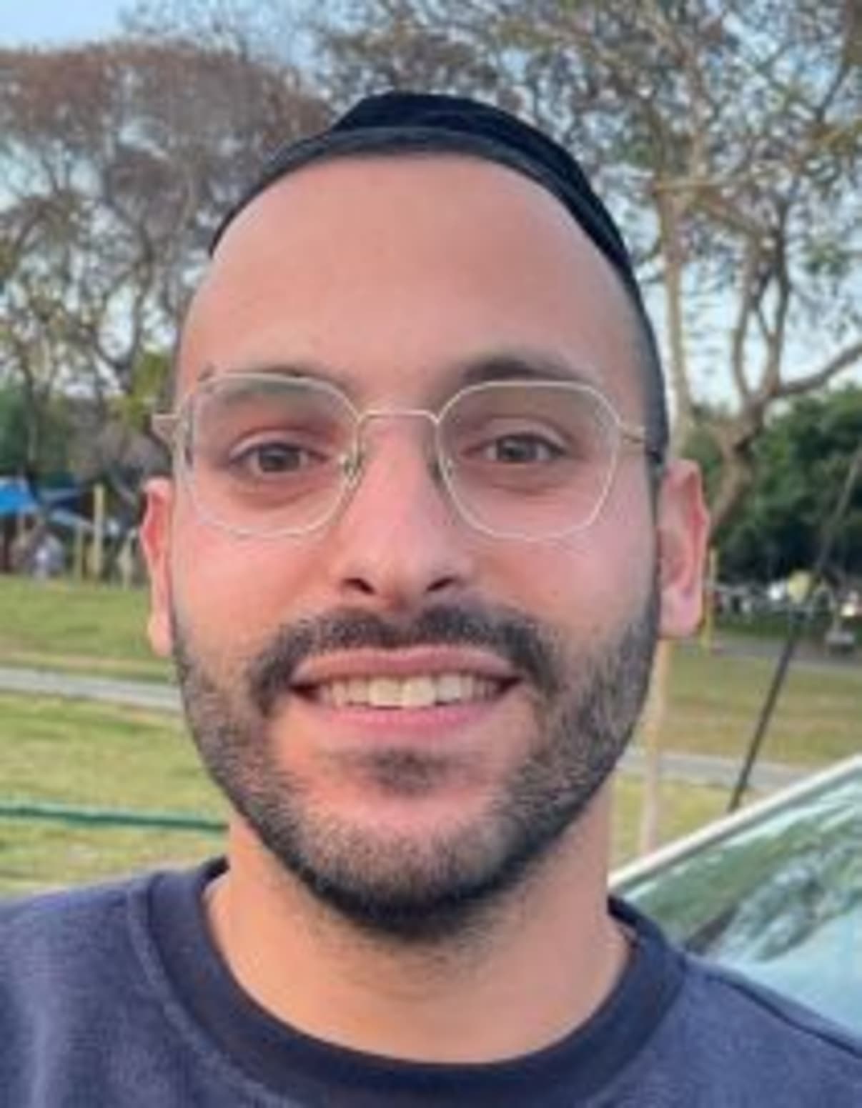 תמונת פורטרט של בעל המקצוע