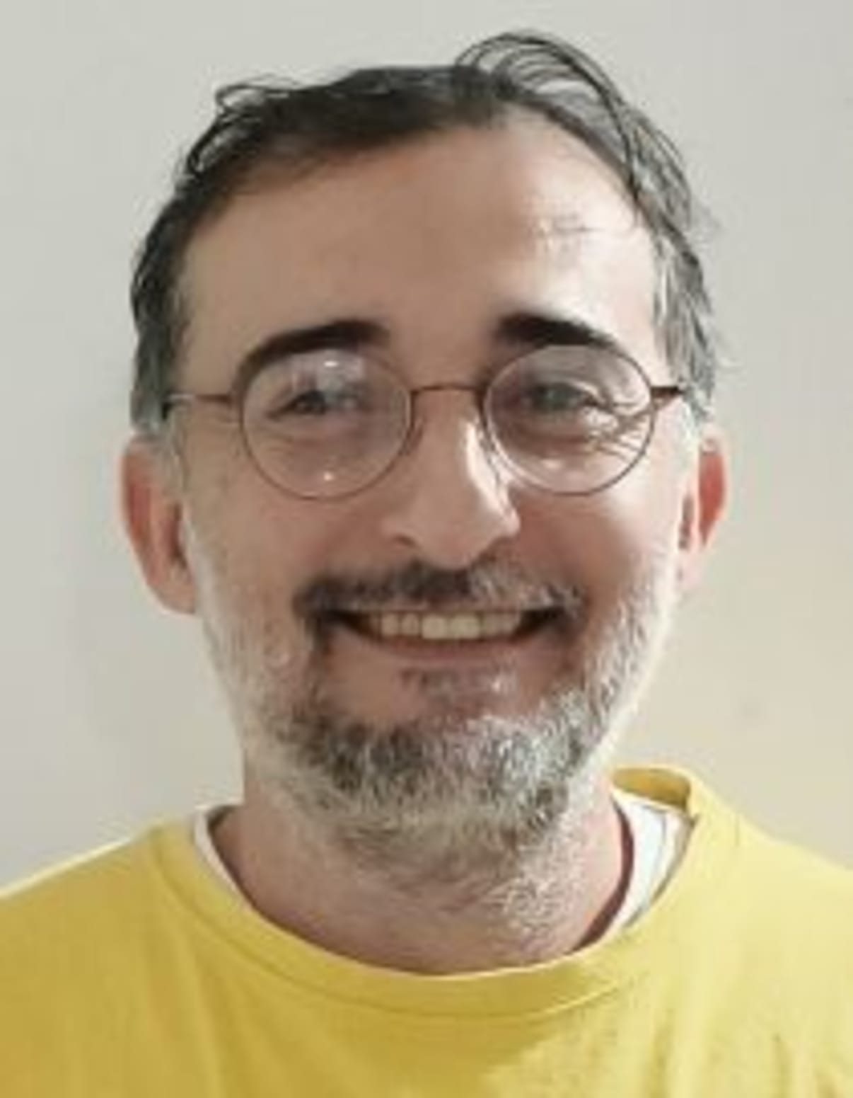 תמונת פורטרט של בעל המקצוע