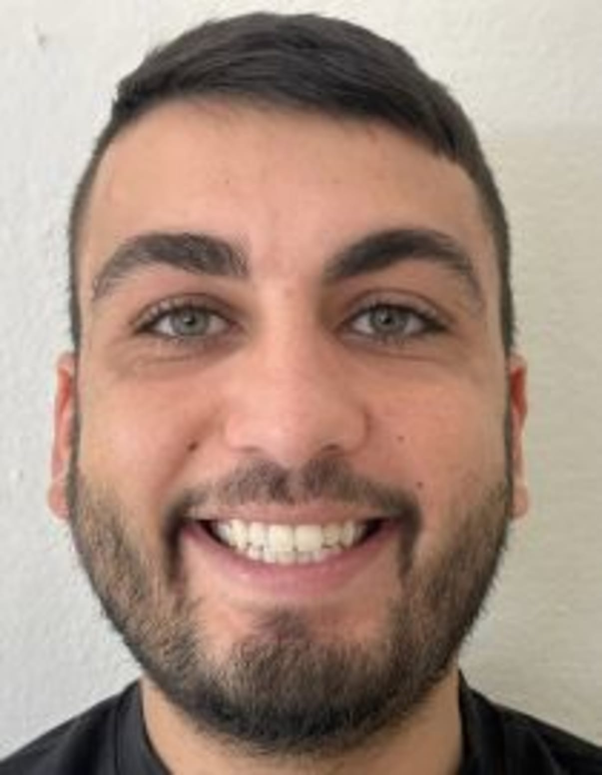 תמונת פורטרט של בעל המקצוע