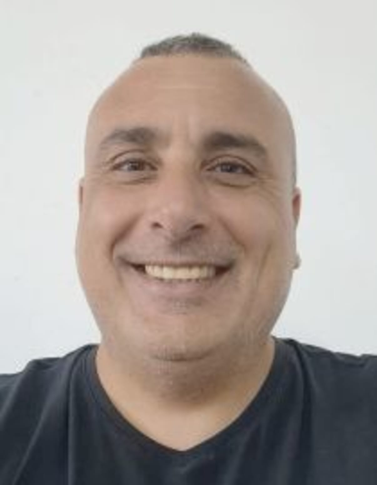 תמונת פורטרט של בעל המקצוע