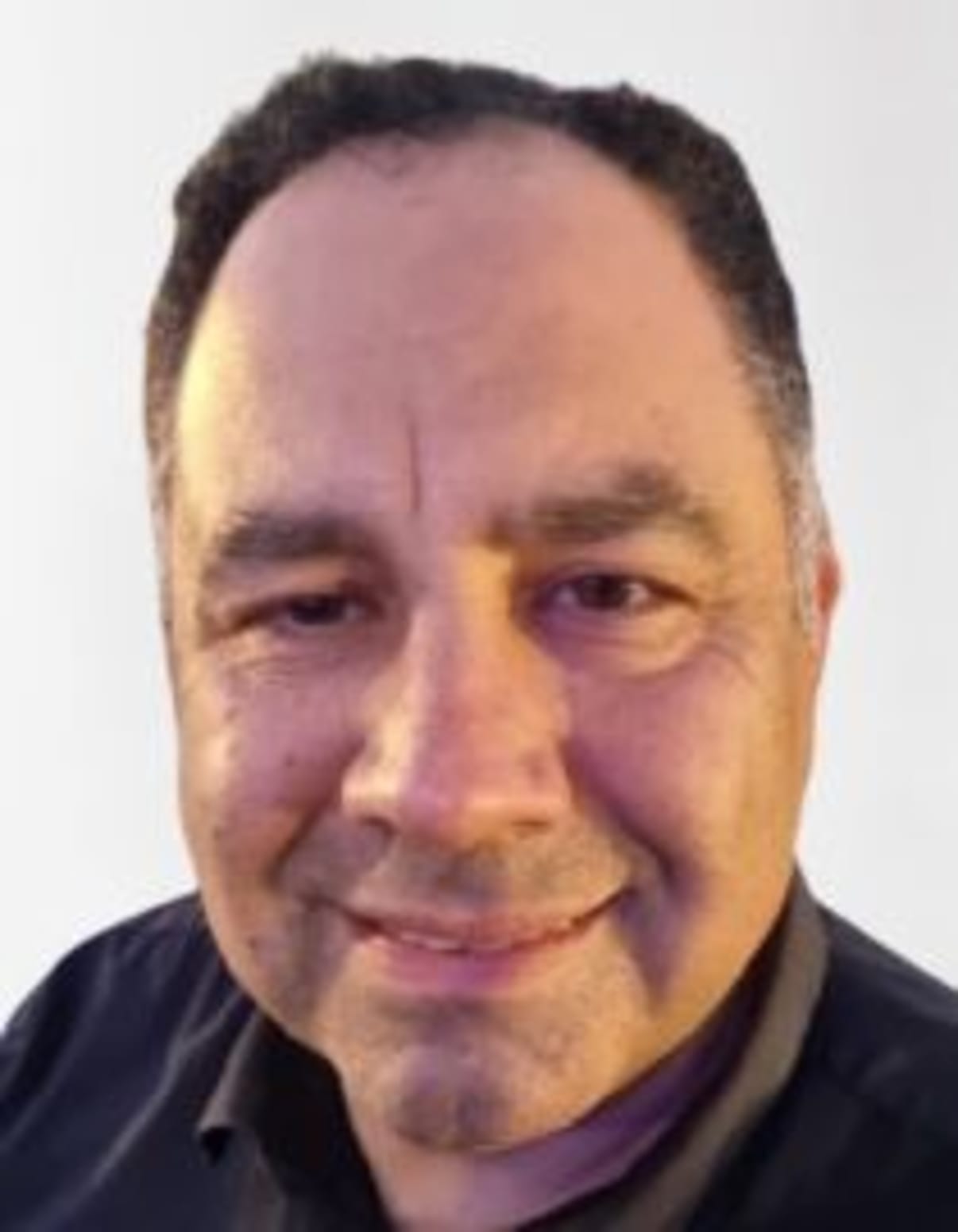 תמונת פורטרט של בעל המקצוע