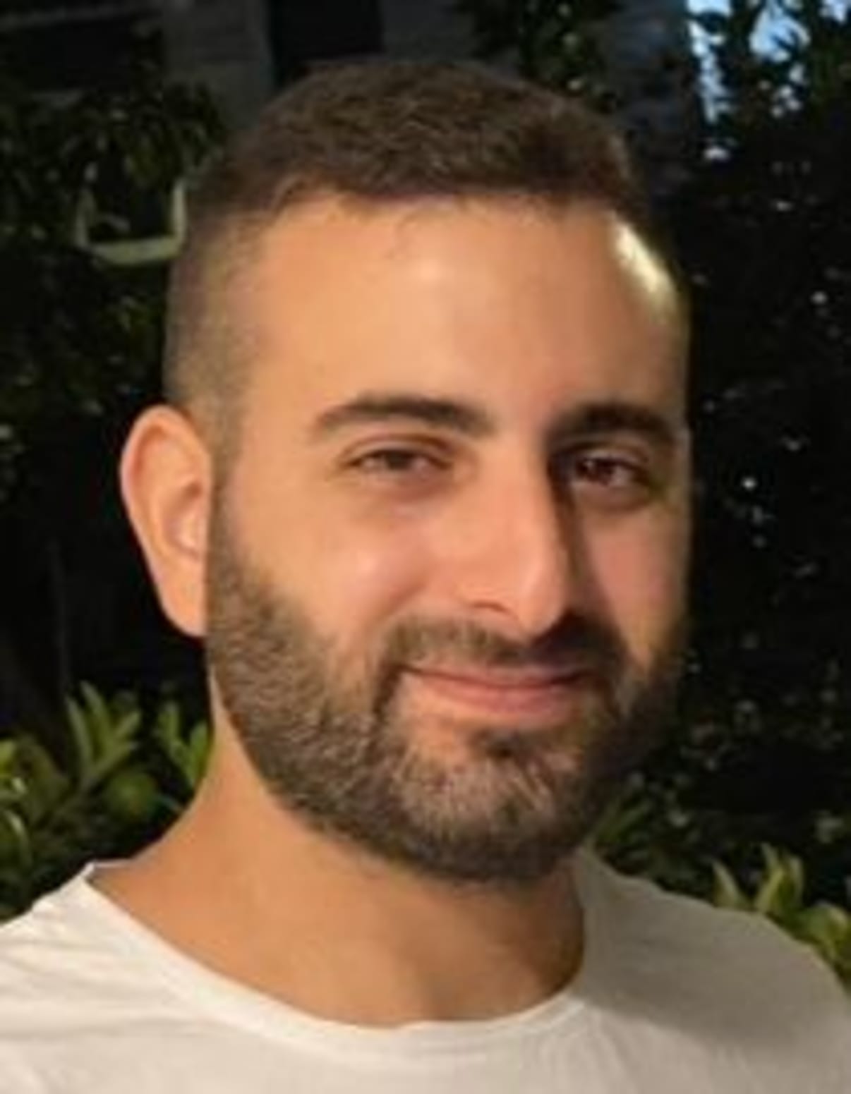 תמונת פורטרט של בעל המקצוע