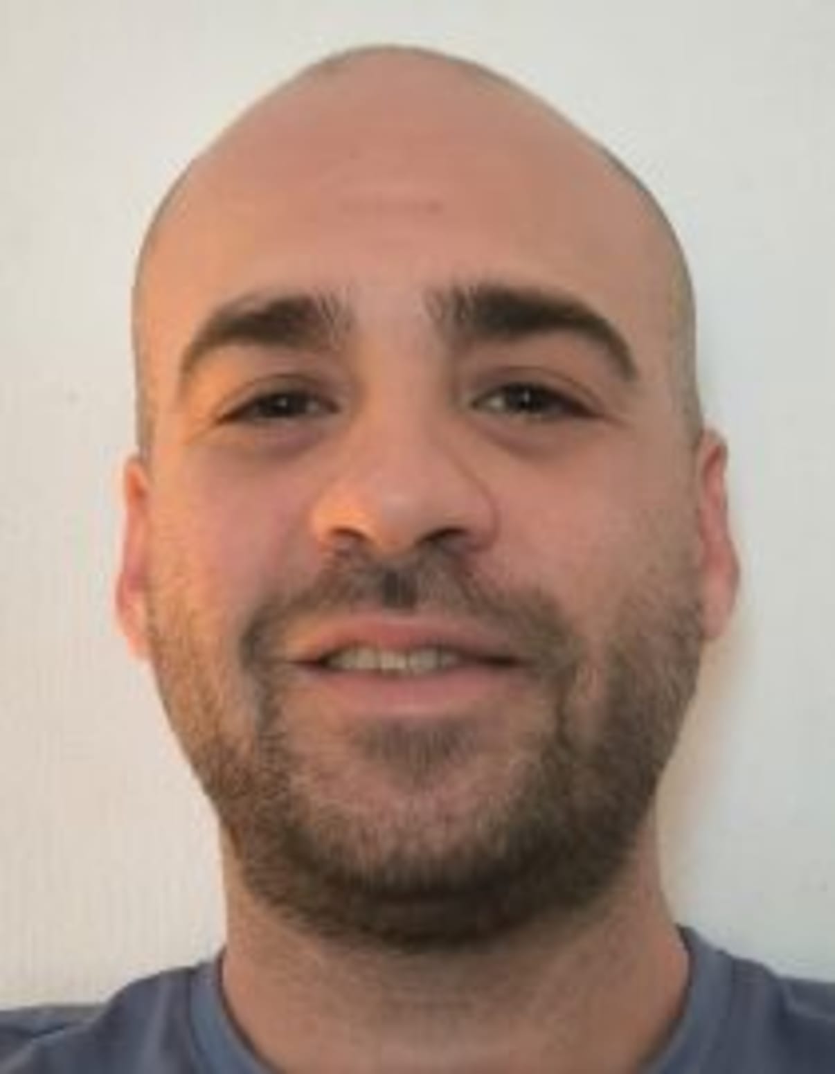 תמונת פורטרט של בעל המקצוע