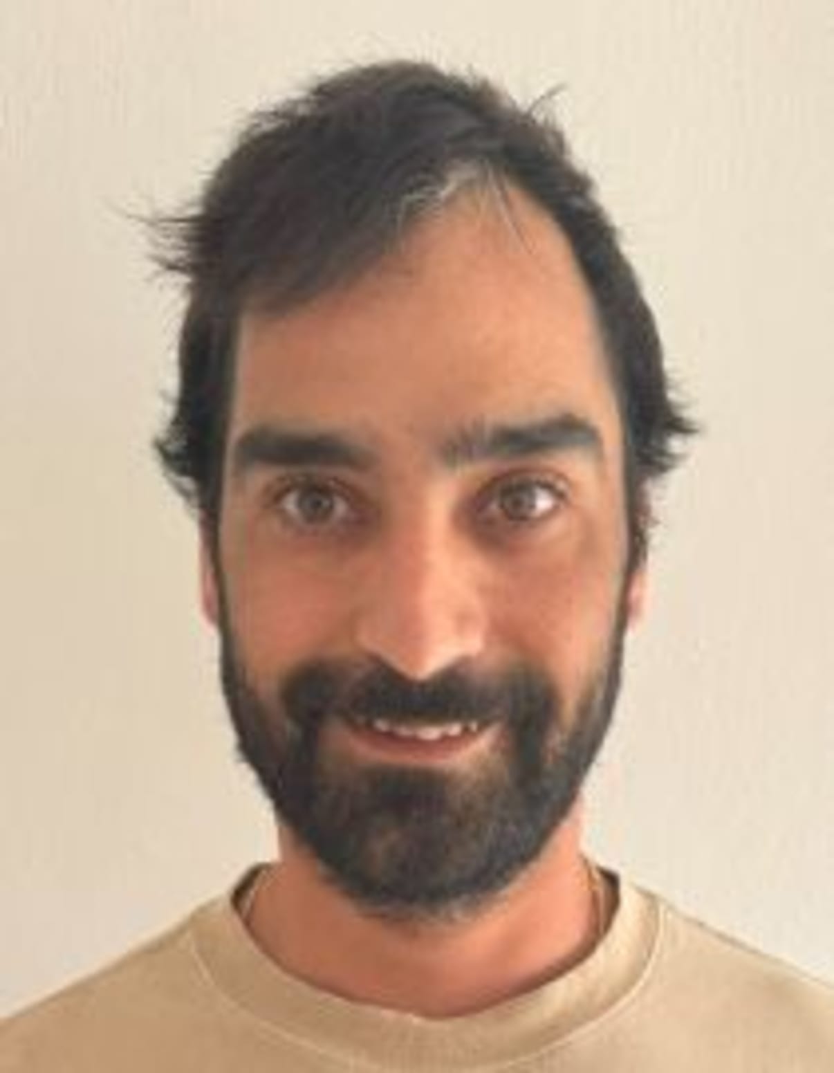 תמונת פורטרט של בעל המקצוע