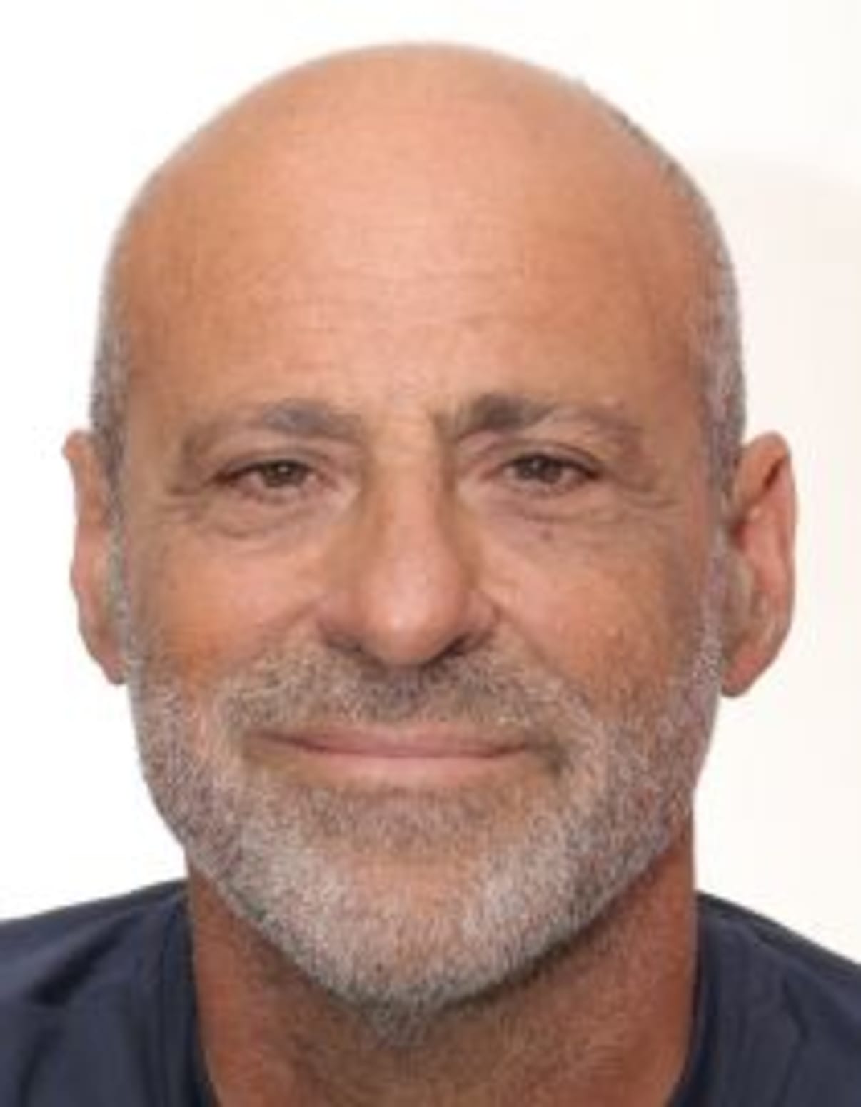 תמונת פורטרט של בעל המקצוע