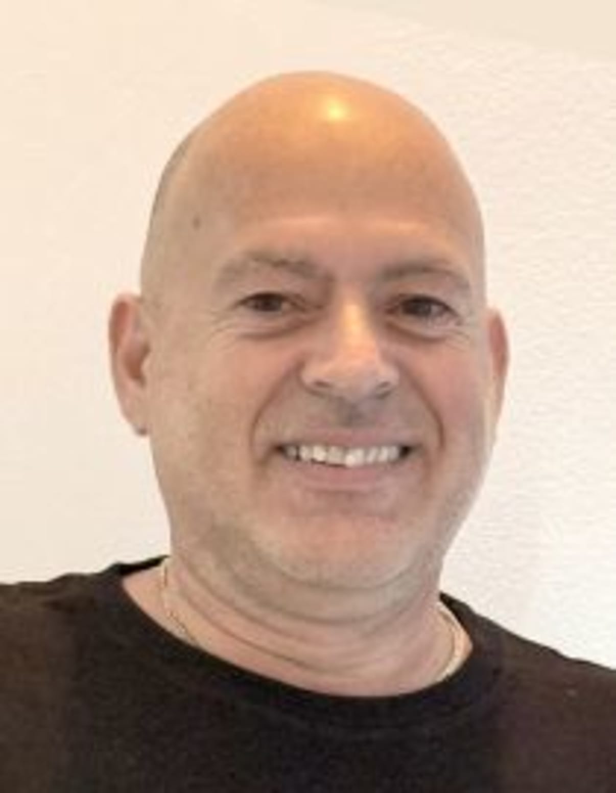 תמונת פורטרט של בעל המקצוע