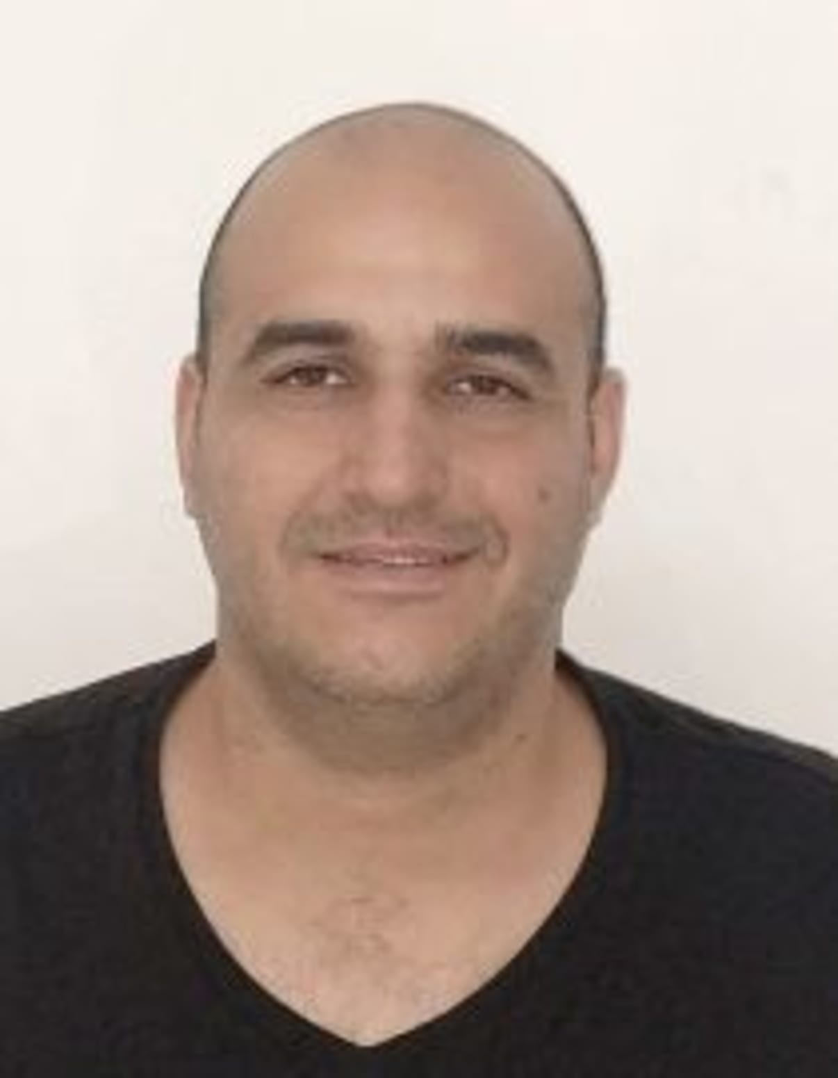 תמונת פורטרט של בעל המקצוע