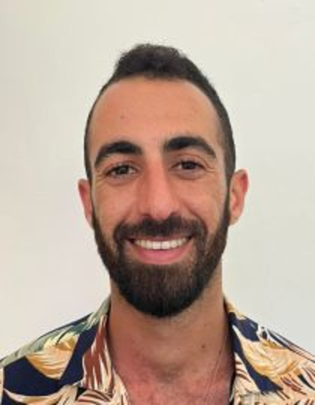 תמונת פורטרט של בעל המקצוע