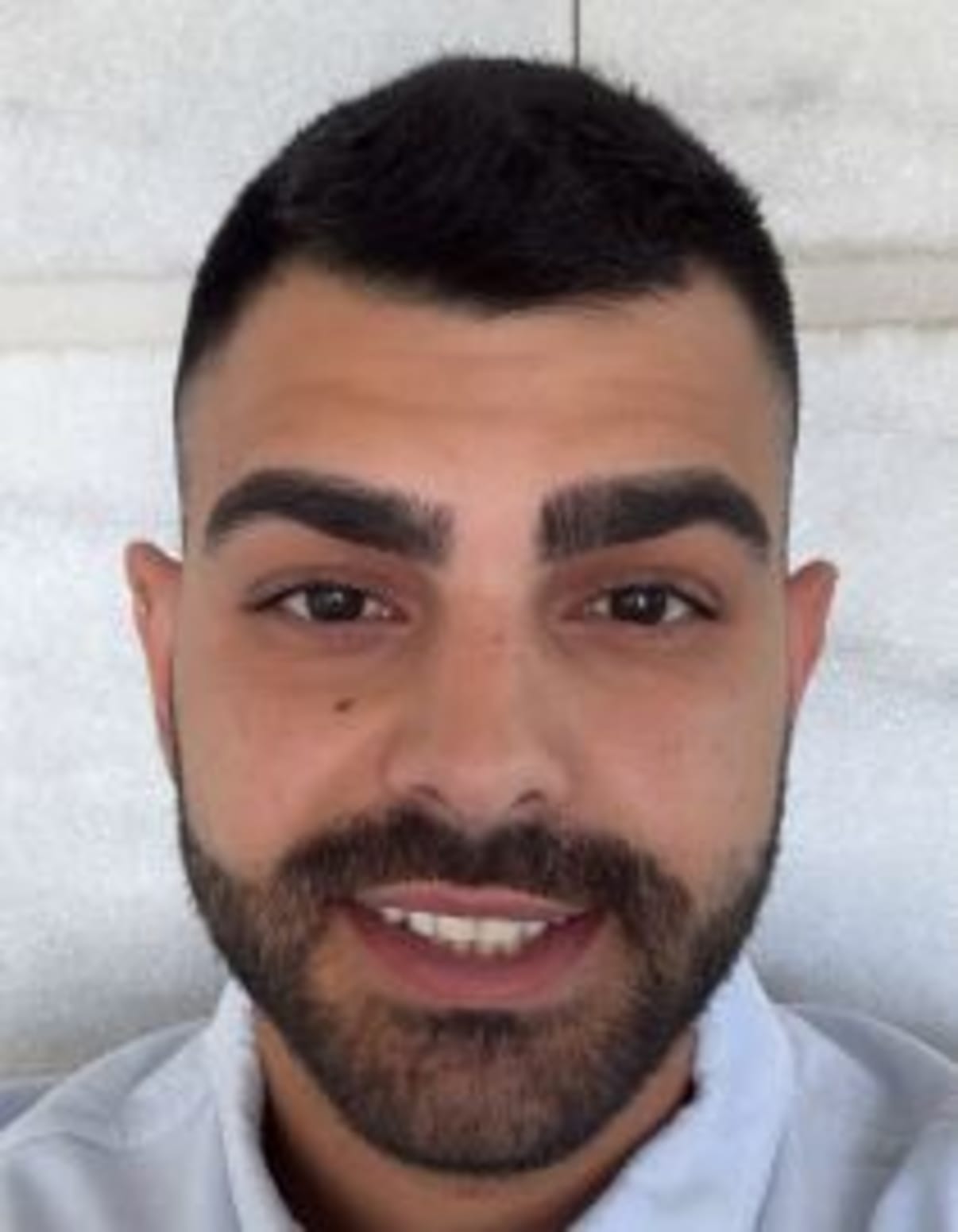 תמונת פורטרט של בעל המקצוע