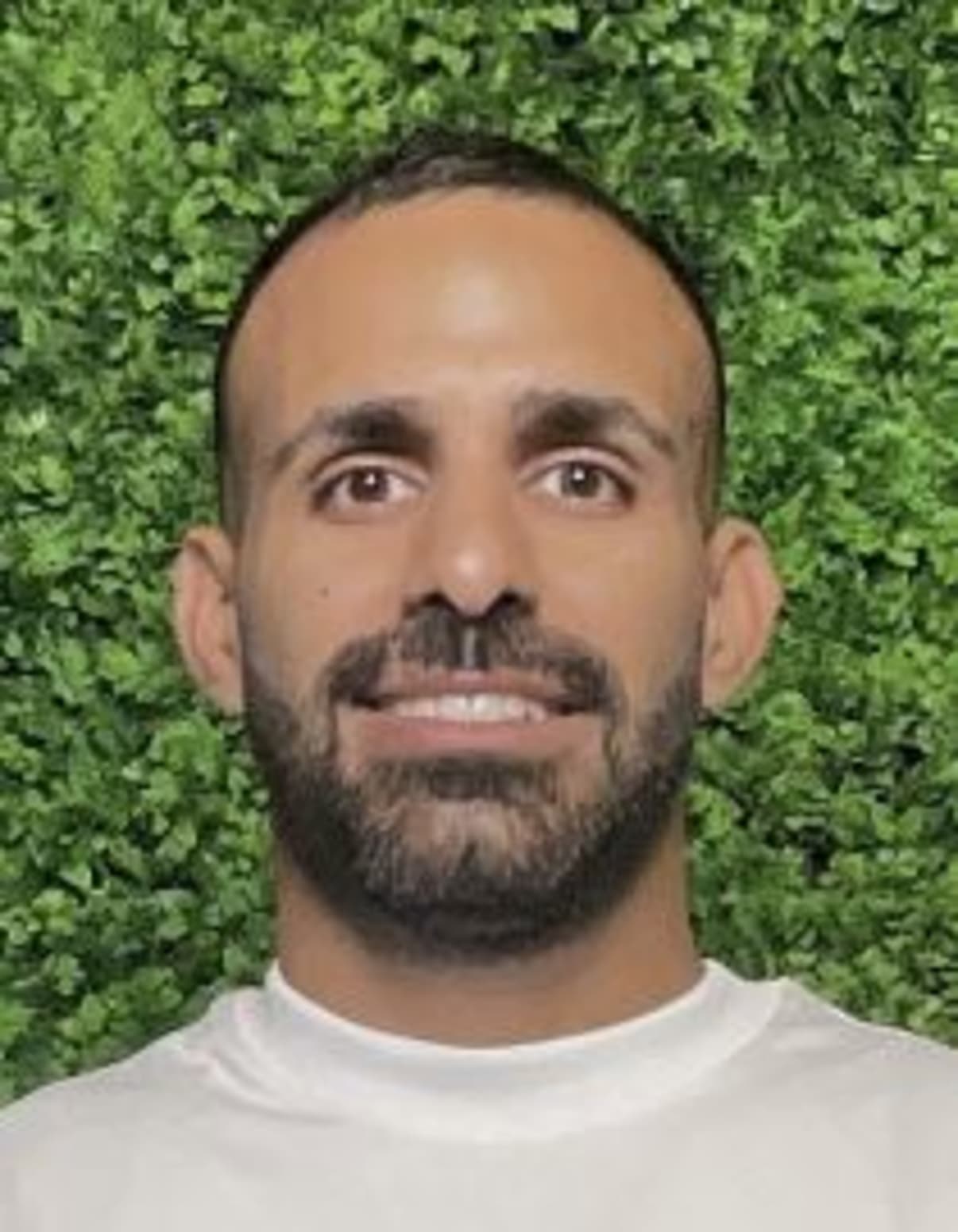 תמונת פורטרט של בעל המקצוע