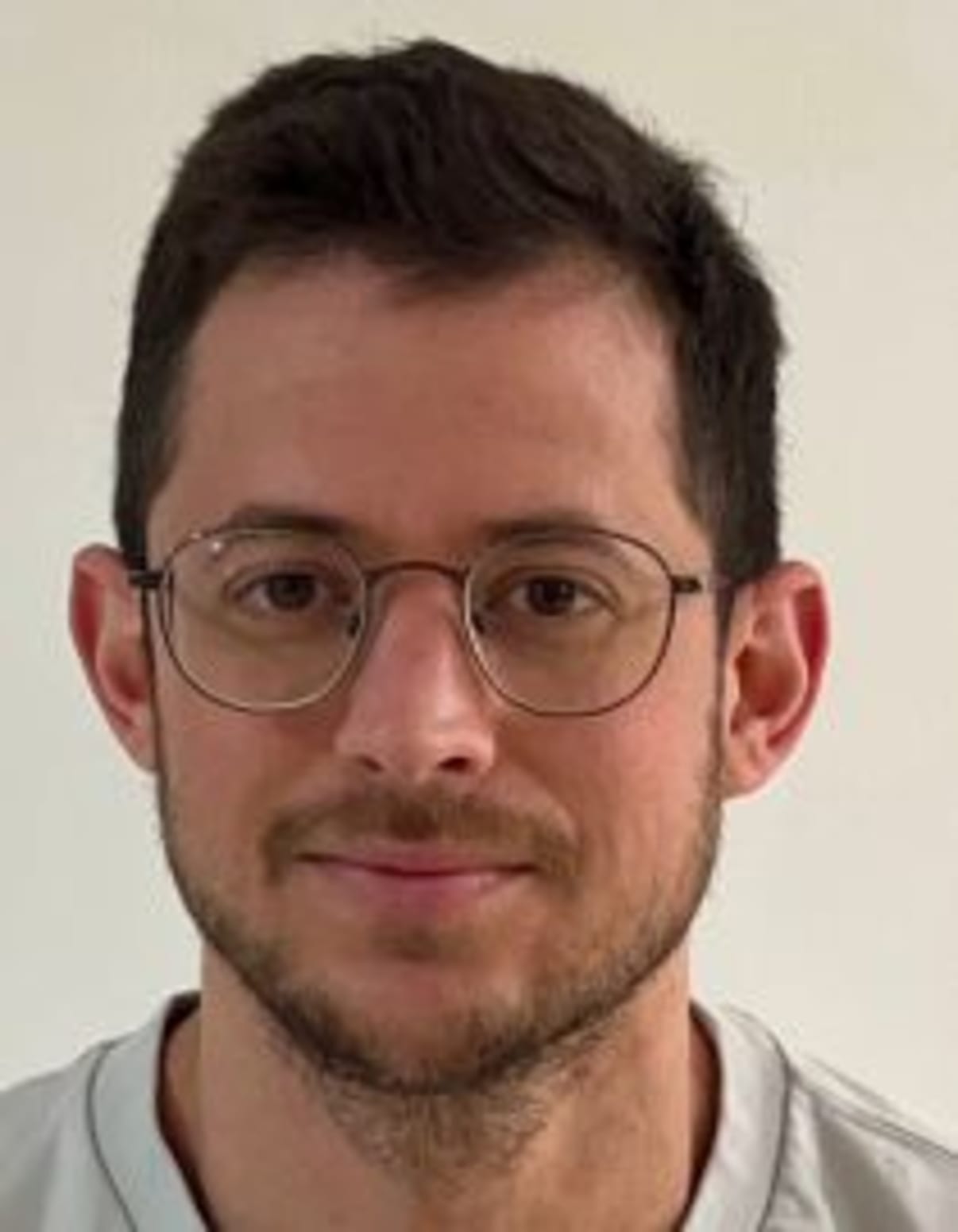 תמונת פורטרט של בעל המקצוע תמונת פורטרט של בעל המקצוע