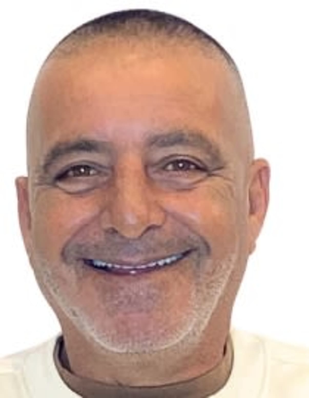 תמונת פורטרט של בעל המקצוע